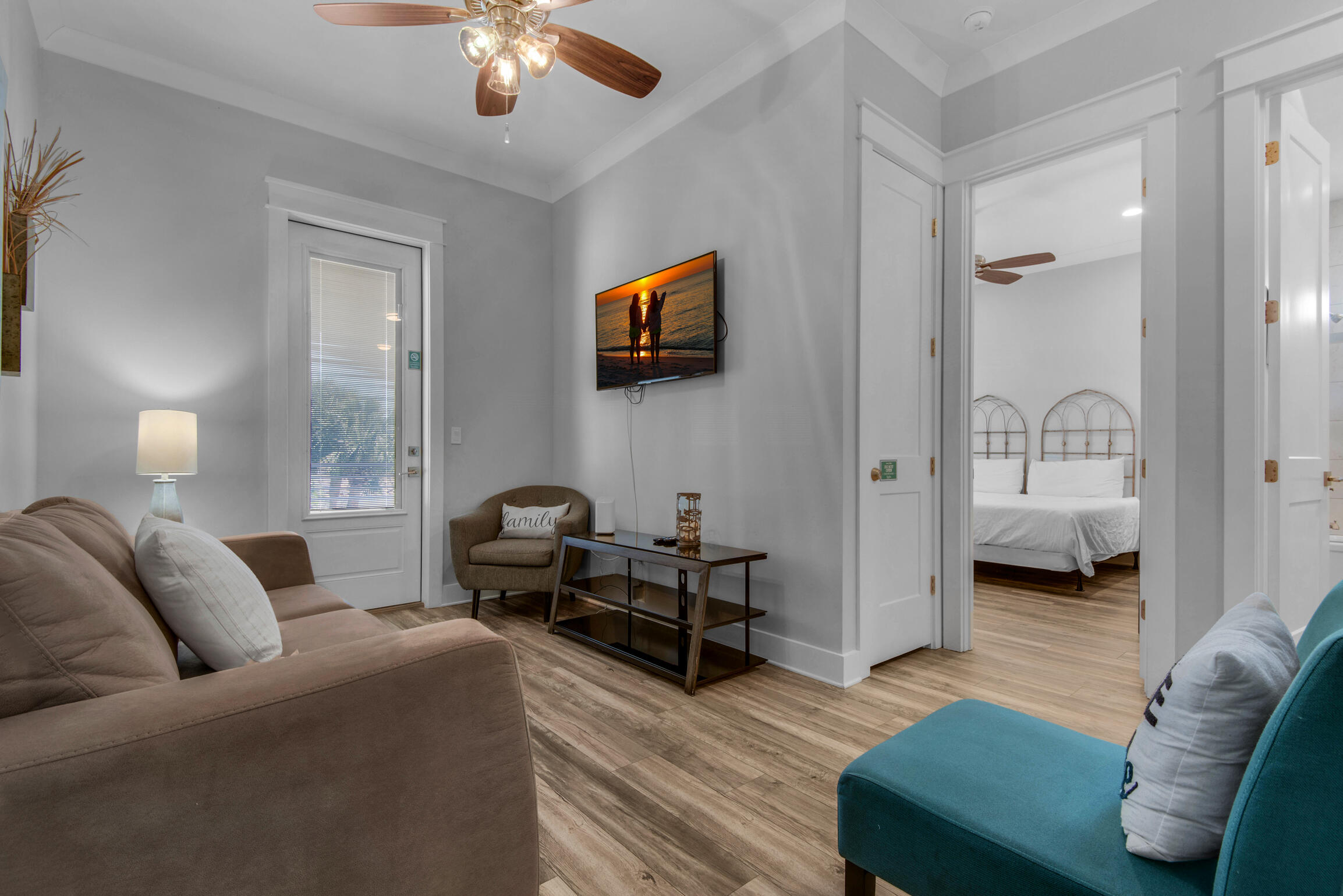 EMERALD WATERS VILLAGE - Residential