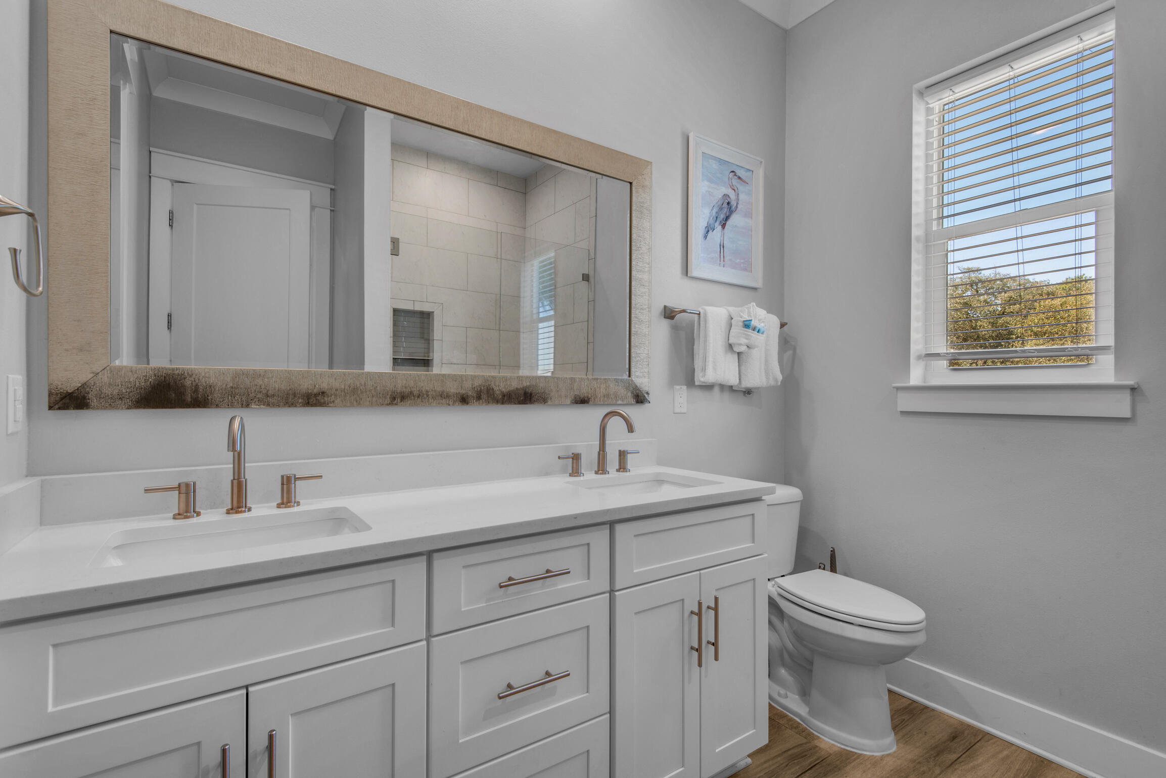 EMERALD WATERS VILLAGE - Residential