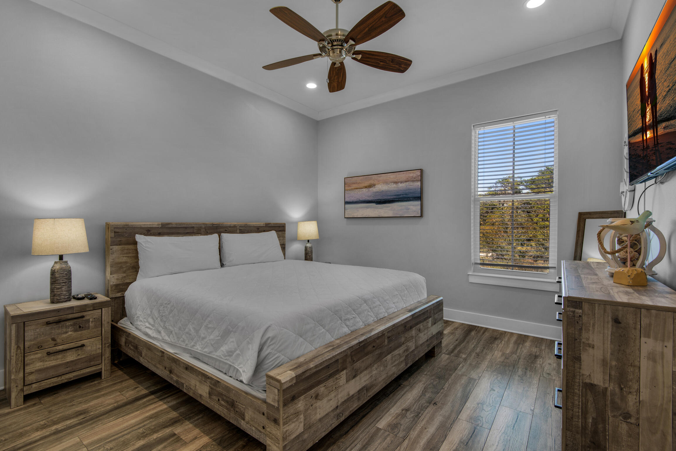 EMERALD WATERS VILLAGE - Residential
