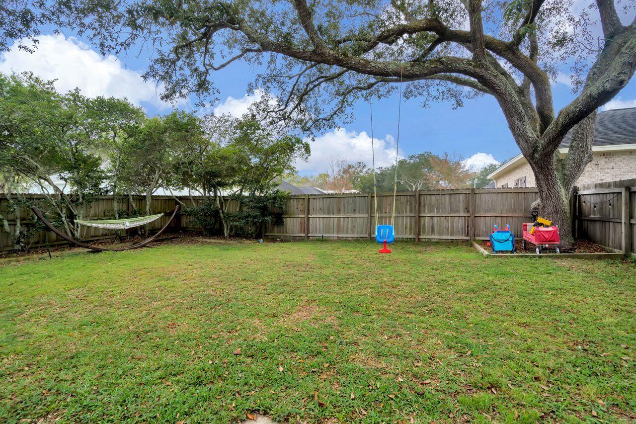 GLENWOOD CRT - Residential
