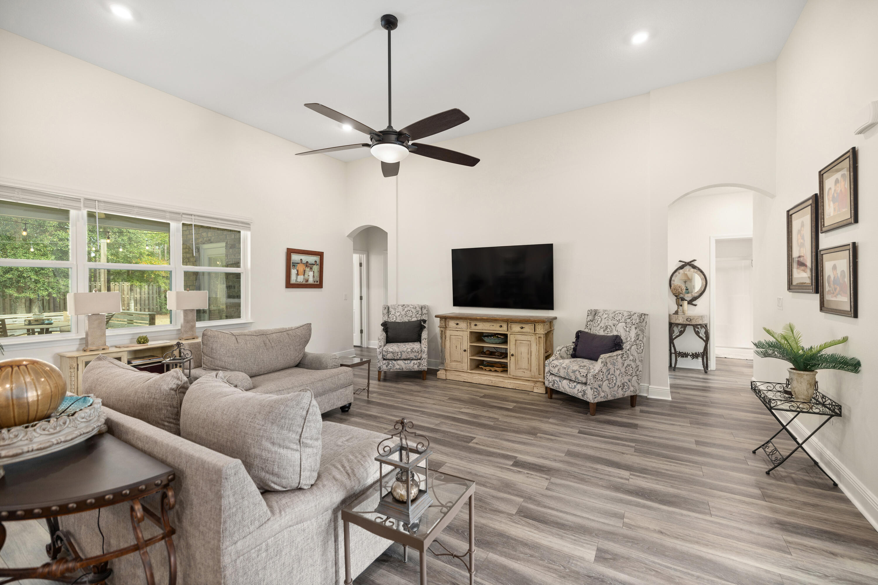 HAMMOCK BAY - Residential