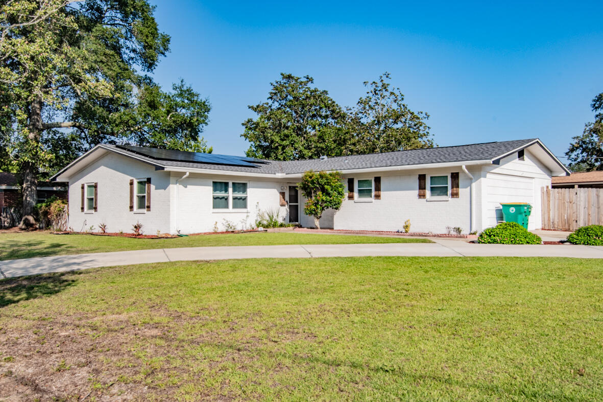 COLONY EST 3RD ADD LOT 20 BLK C - Residential Lease