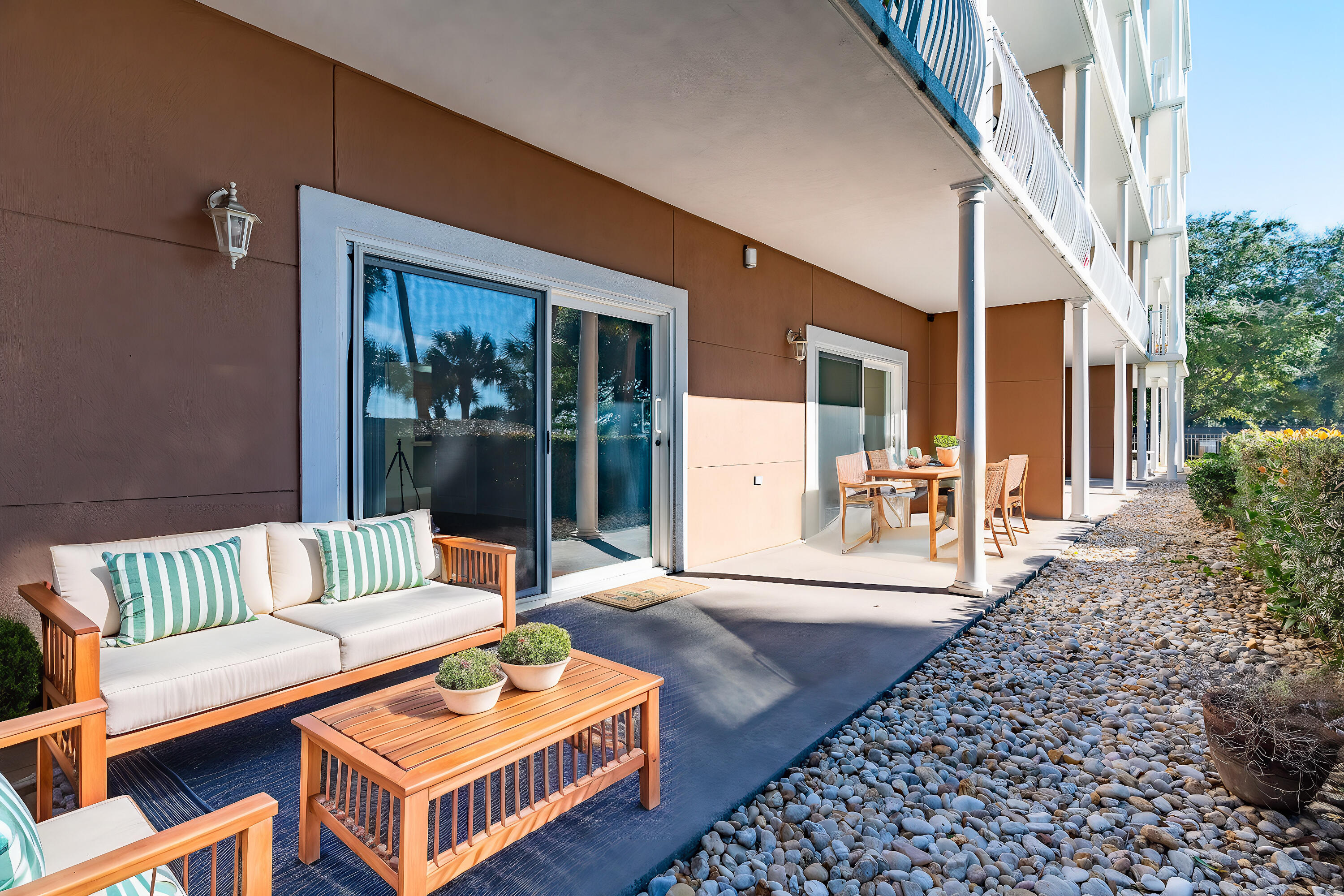 INDIANOLA ON THE WATER - Residential