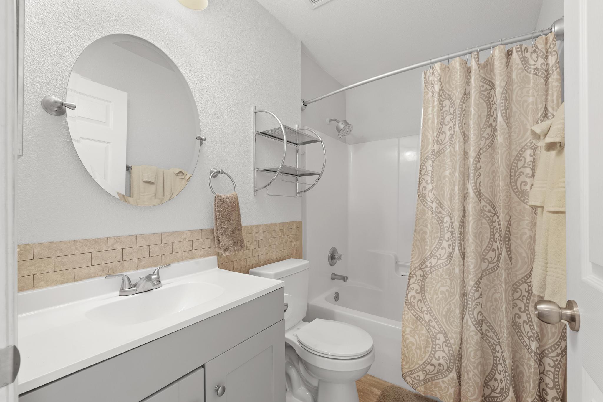 :HAMPTON RIDGE ESTATES - Residential