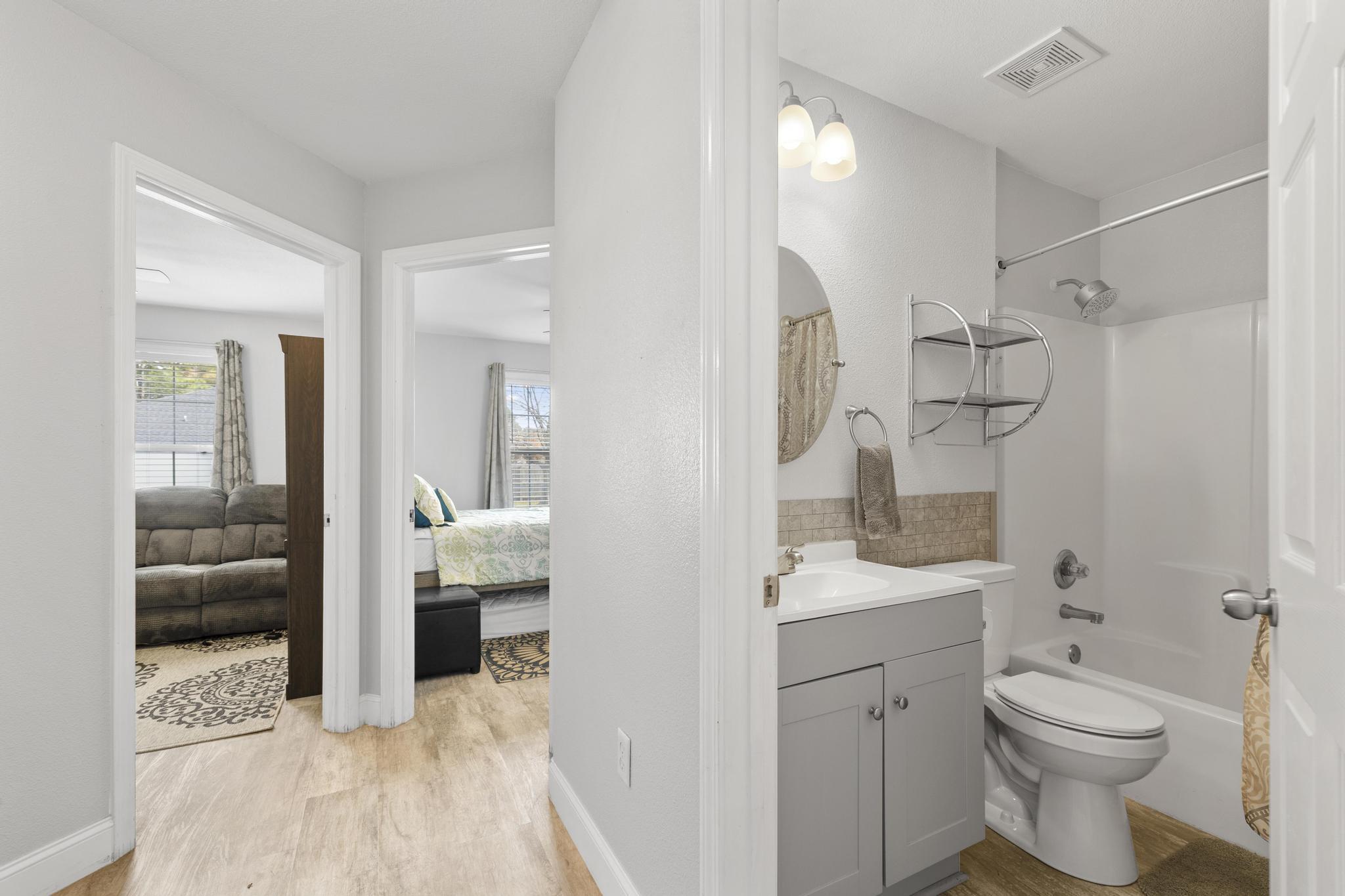:HAMPTON RIDGE ESTATES - Residential