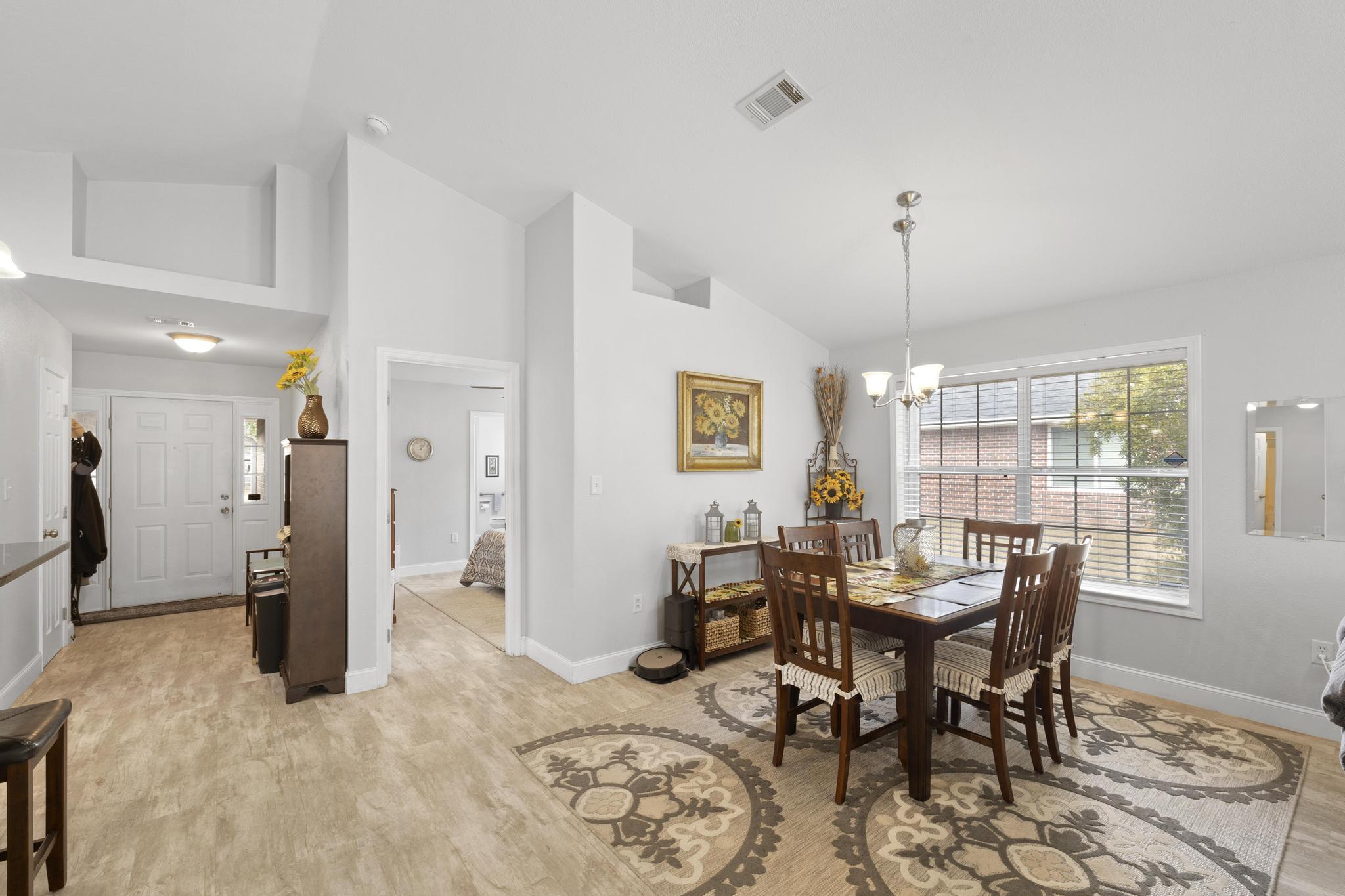 :HAMPTON RIDGE ESTATES - Residential