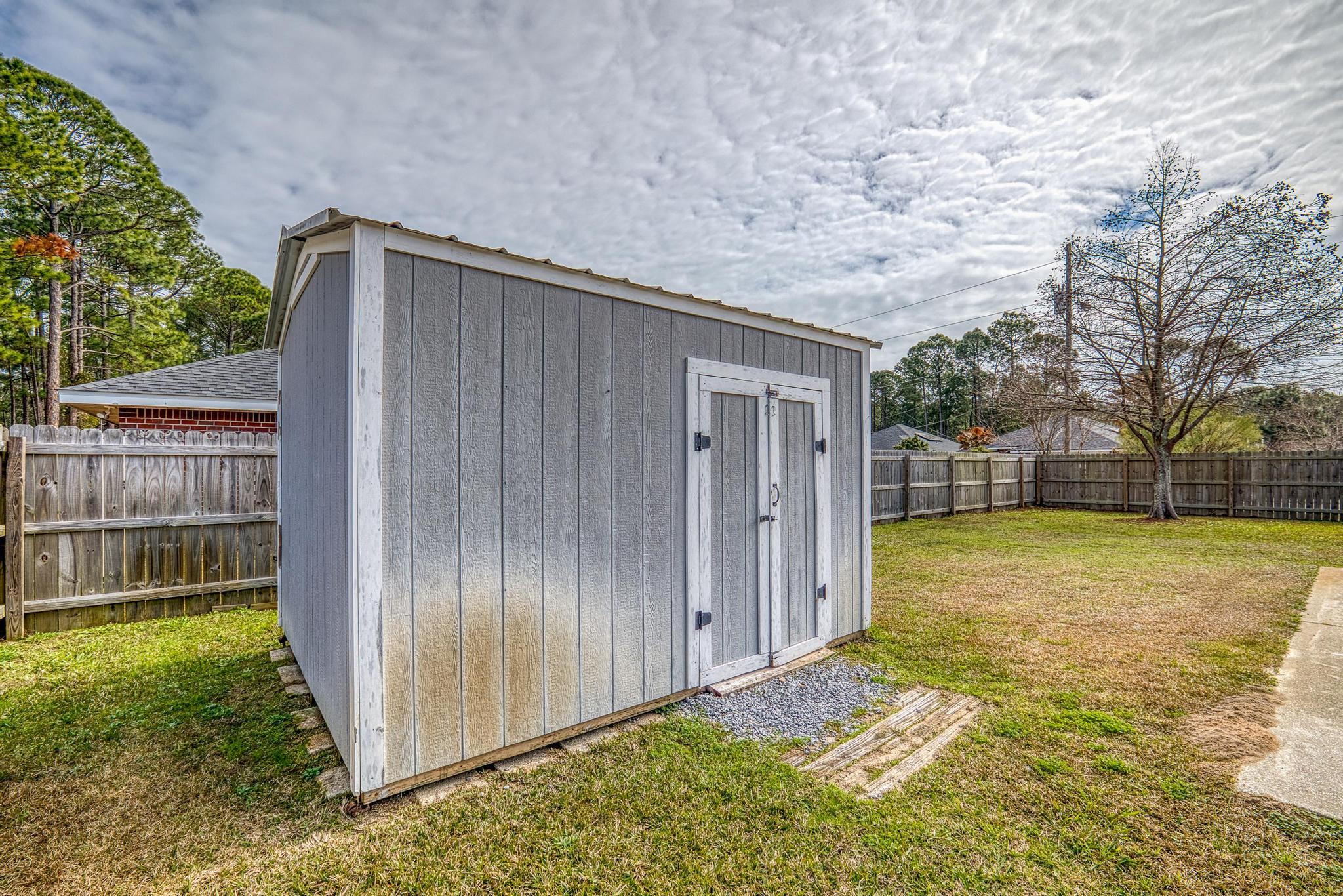 :HAMPTON RIDGE ESTATES - Residential