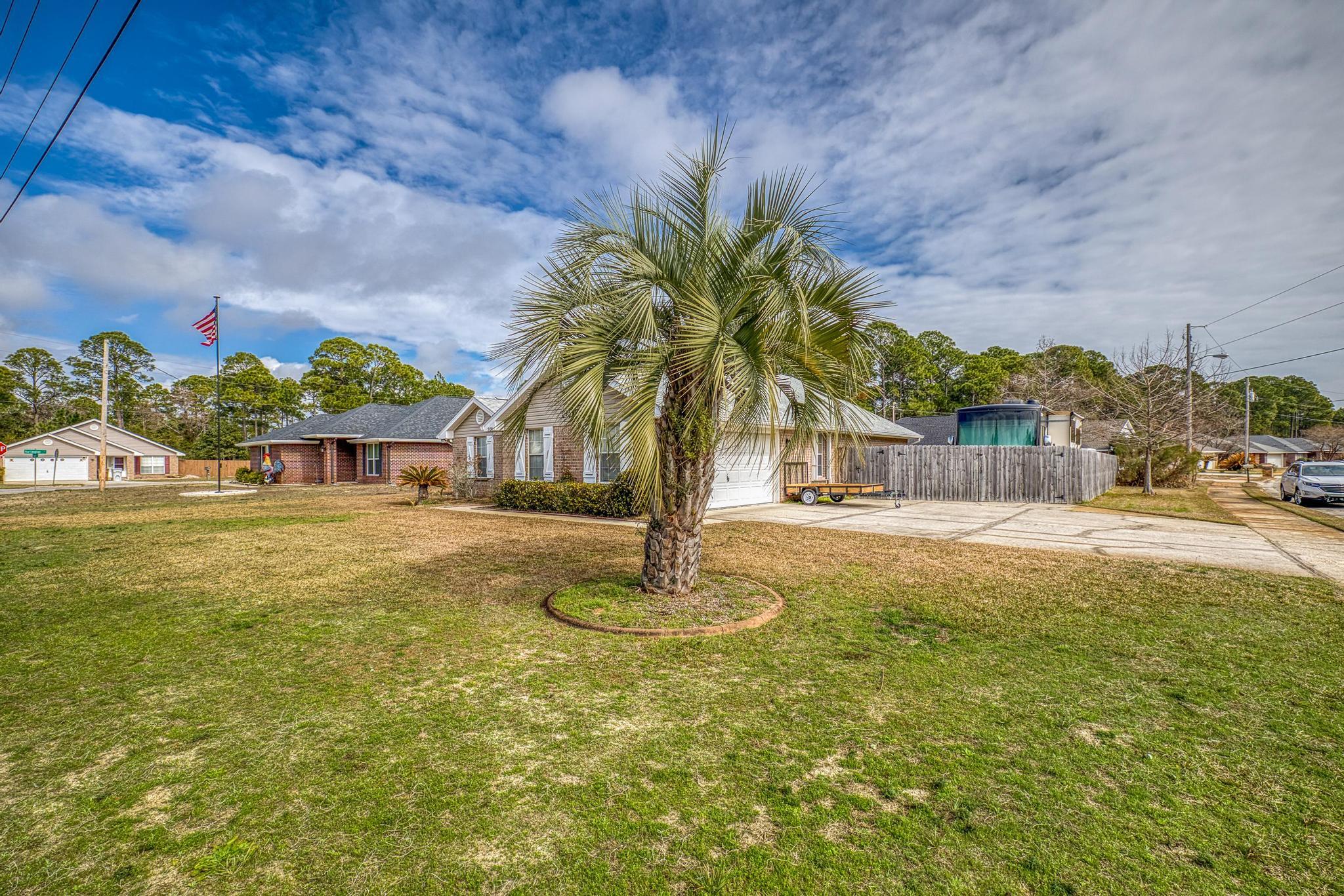 :HAMPTON RIDGE ESTATES - Residential