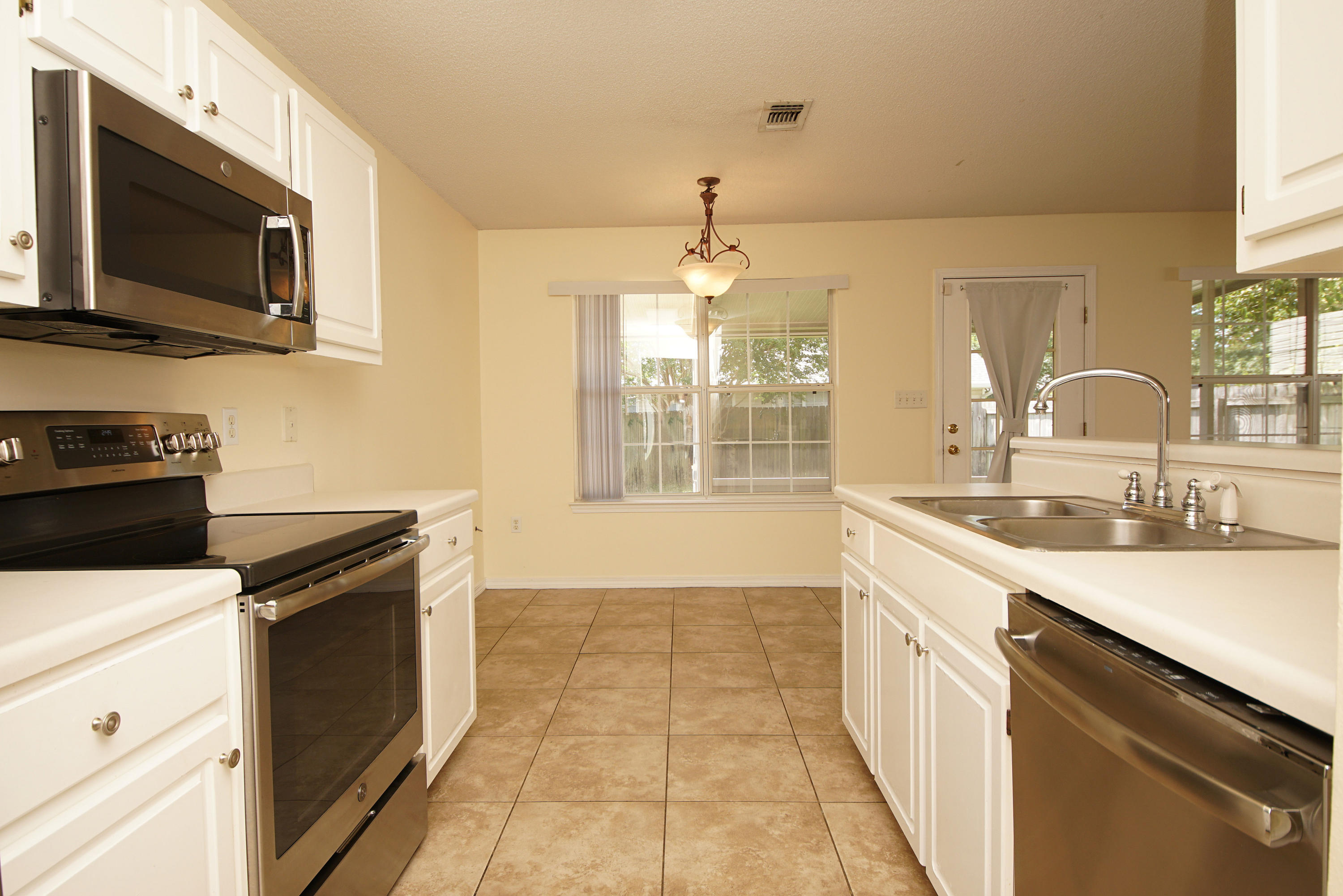 WATERFORD ESTATES S/D - Residential