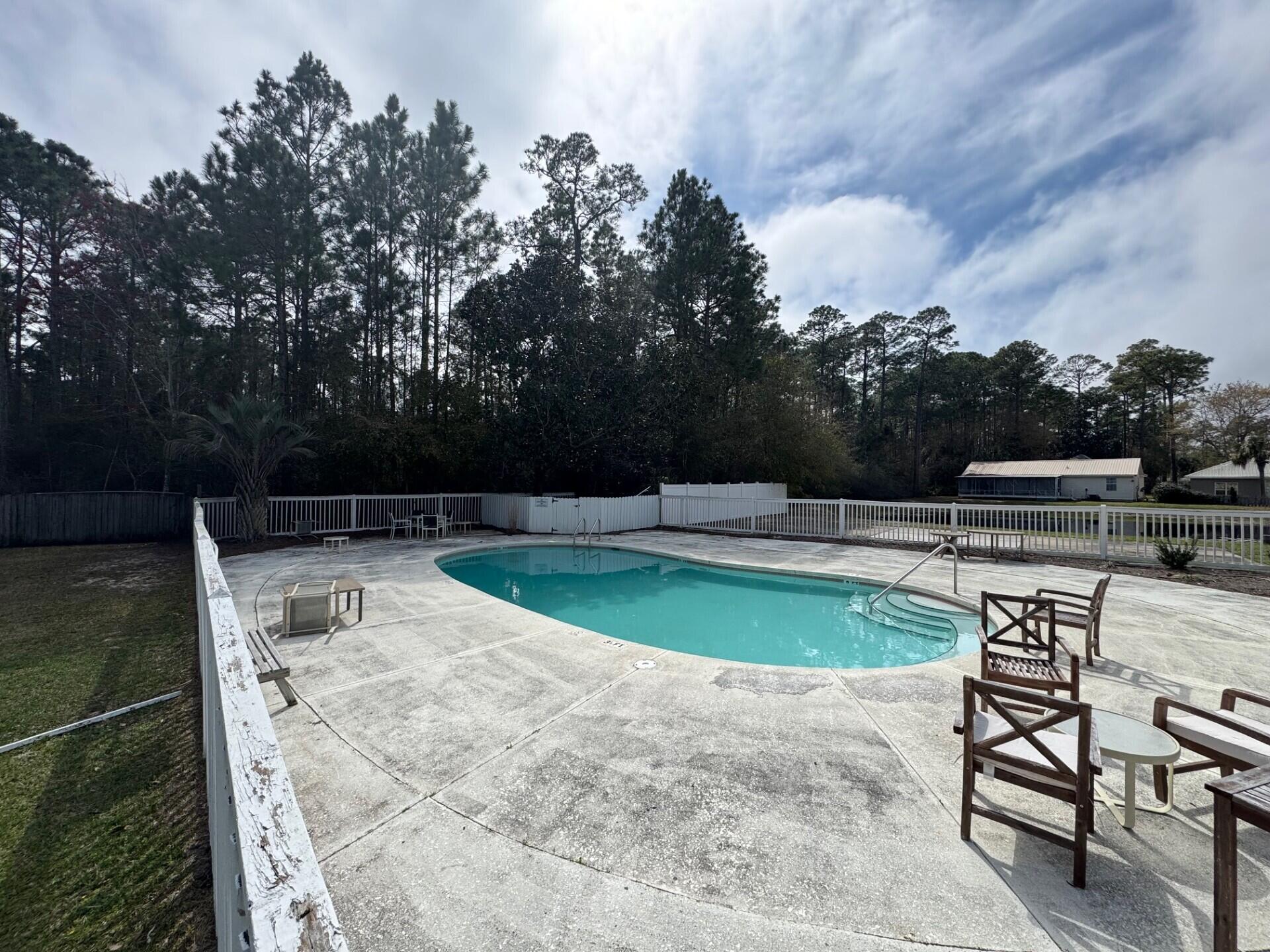 PALMETTO PLANTATION - Residential