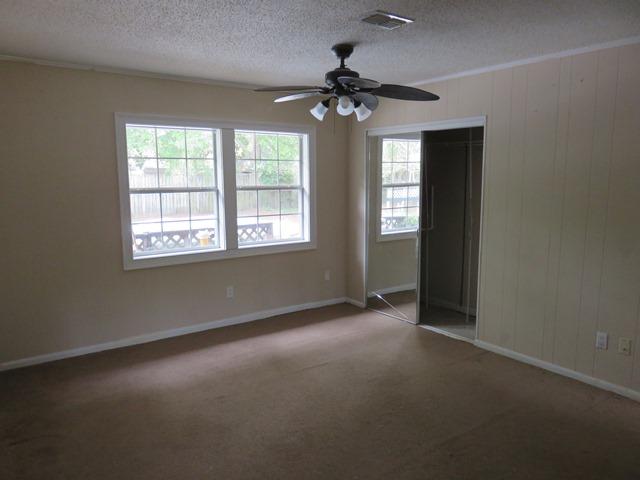 COLONIAL HEIGHTS - Residential