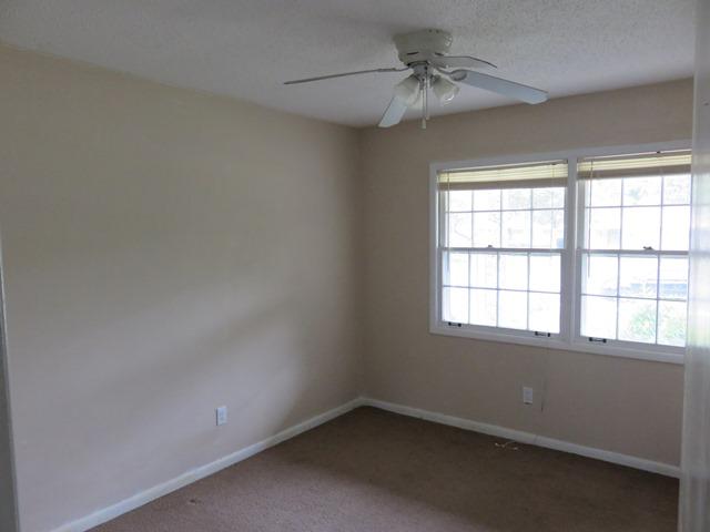 COLONIAL HEIGHTS - Residential