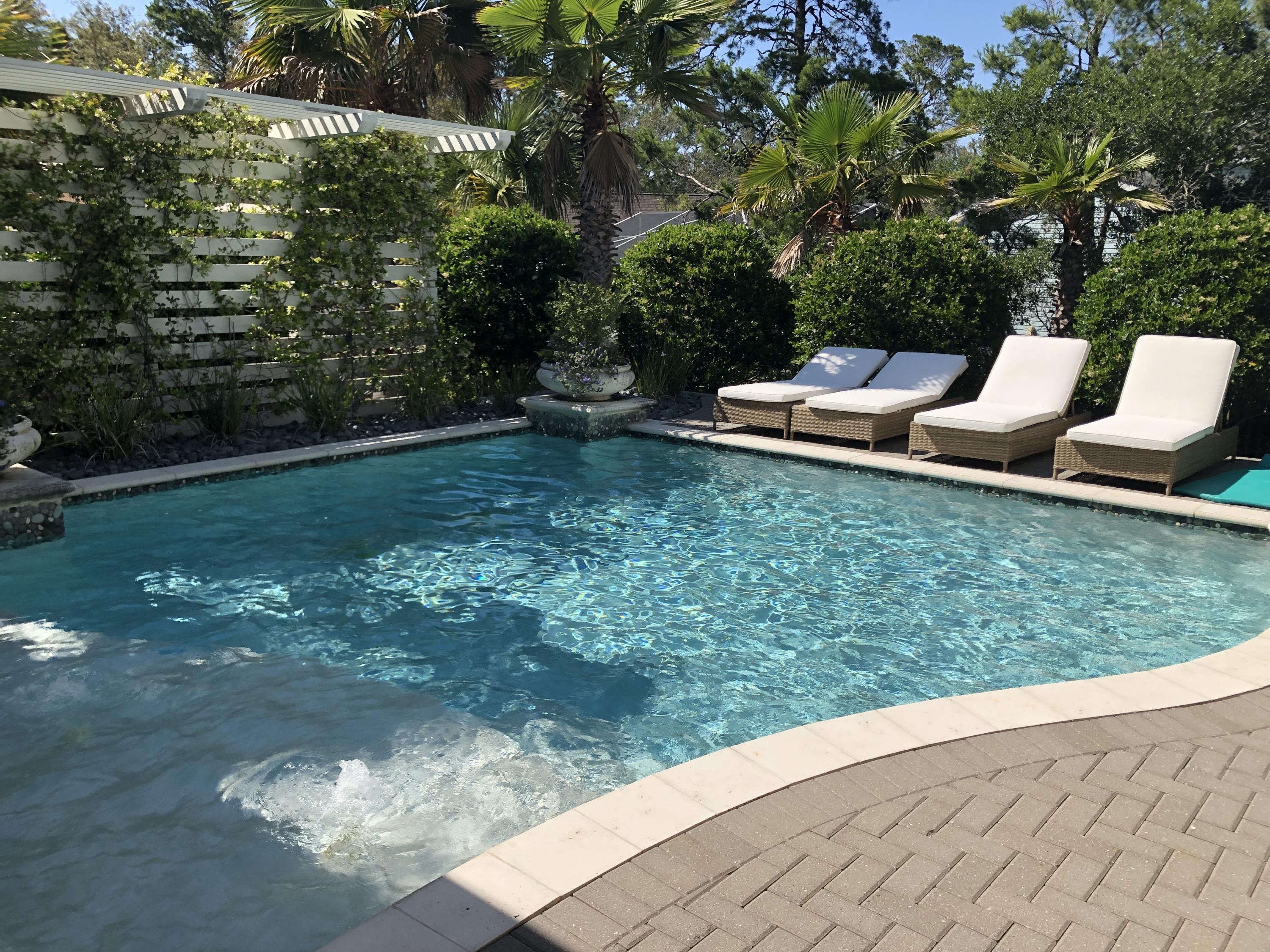 SEAGROVE VILLAGE 6TH ADD - Residential