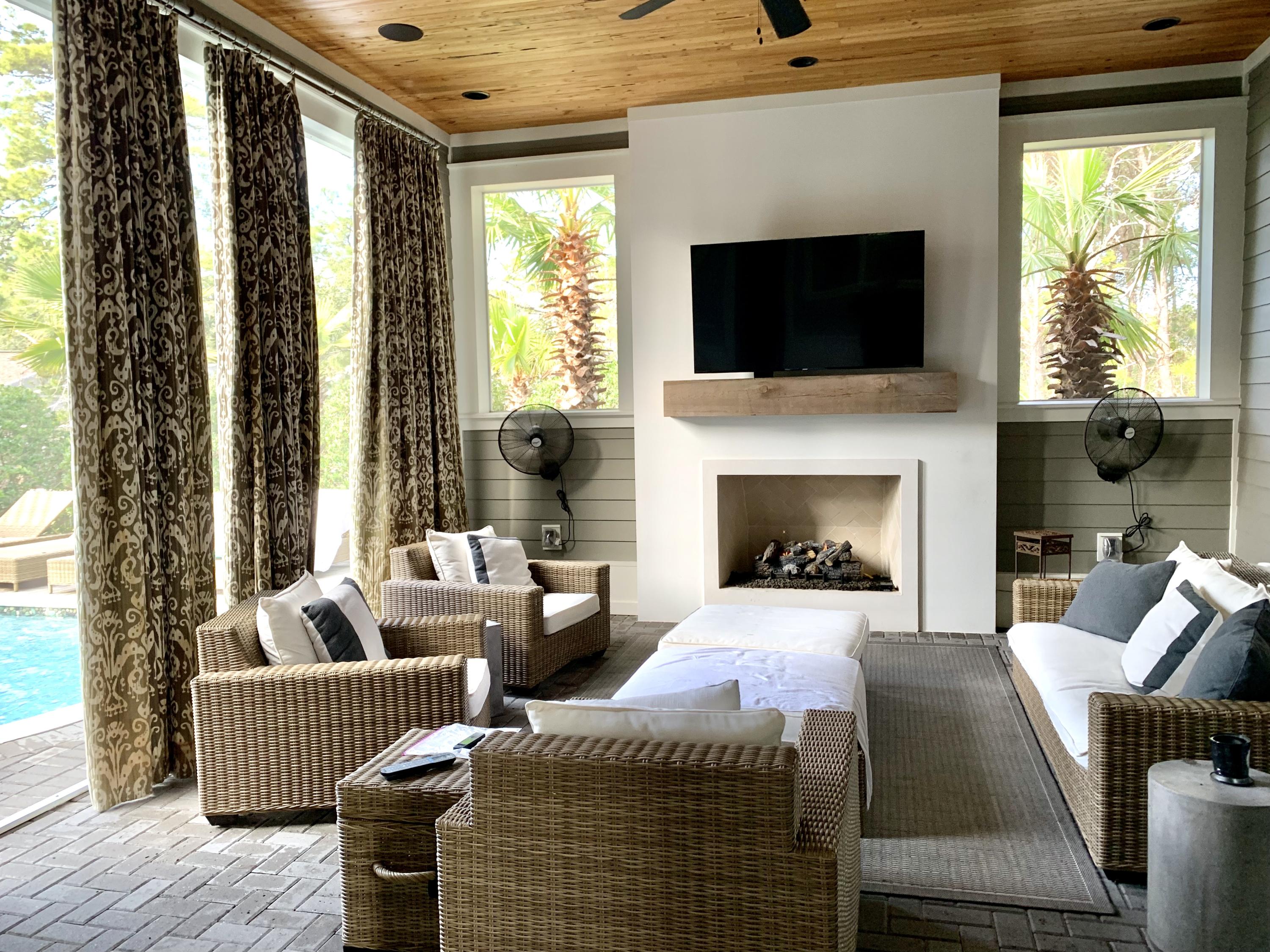 SEAGROVE VILLAGE 6TH ADD - Residential
