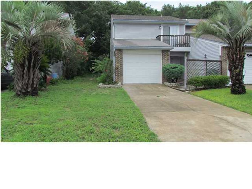 Upgraded town home features large Florida room, newer appliances in kitchen, wood burning fireplace and upstairs loft area. Unit has nice sized backyard with storage shed and there is even a one car garage. Convenient location to Hurlburt and Eglin AFB. Owner will consider a small dog with a nonrefundable $255 pet fee. NO SMOKING!
Available Feb. 15th. Any person 18 years or older must complete separate applications and pay separate application fees
