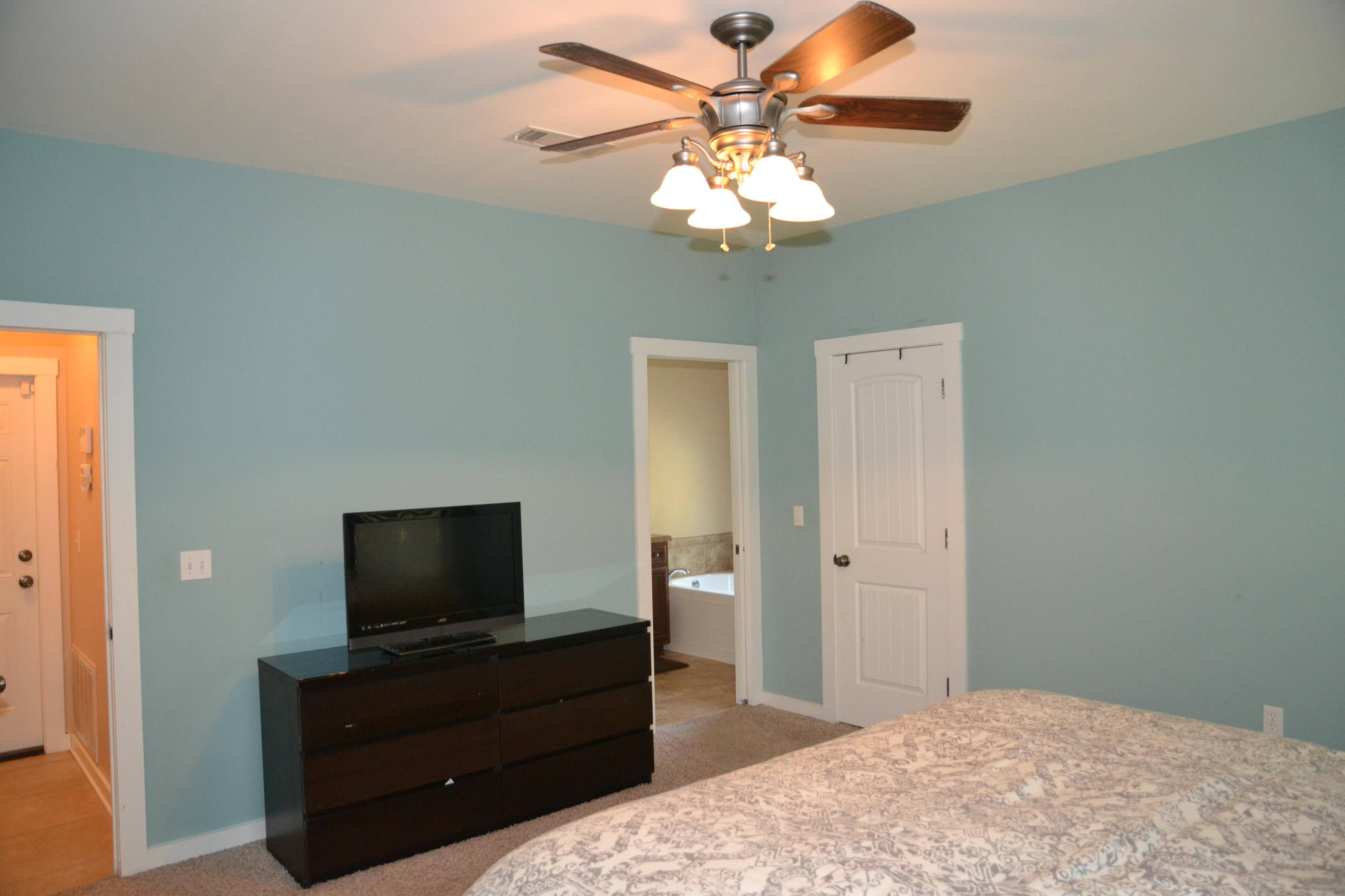 WALSH GLEN ESTATES - Residential