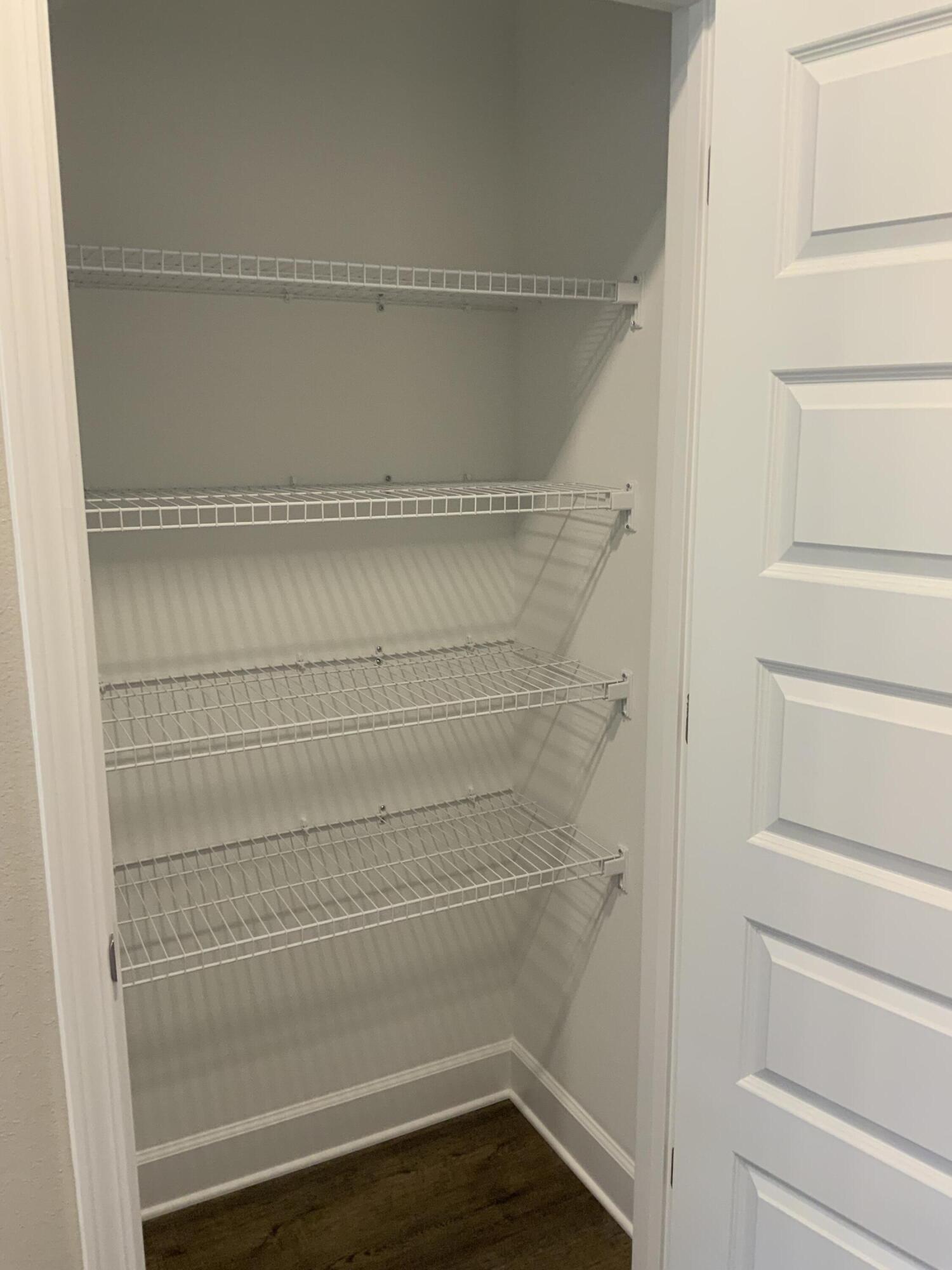 Overlook at Chestnut Ridge - Residential