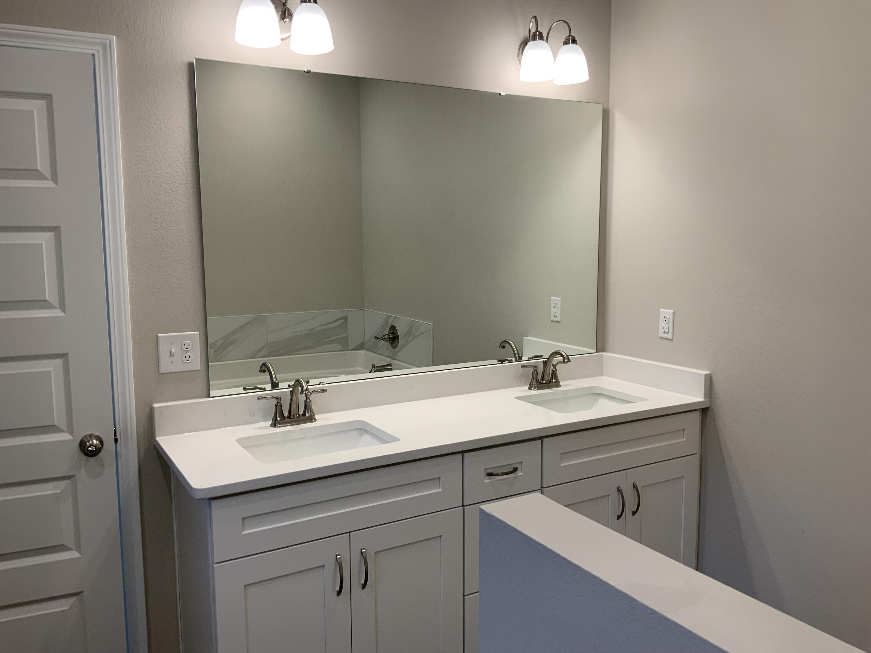 Overlook at Chestnut Ridge - Residential