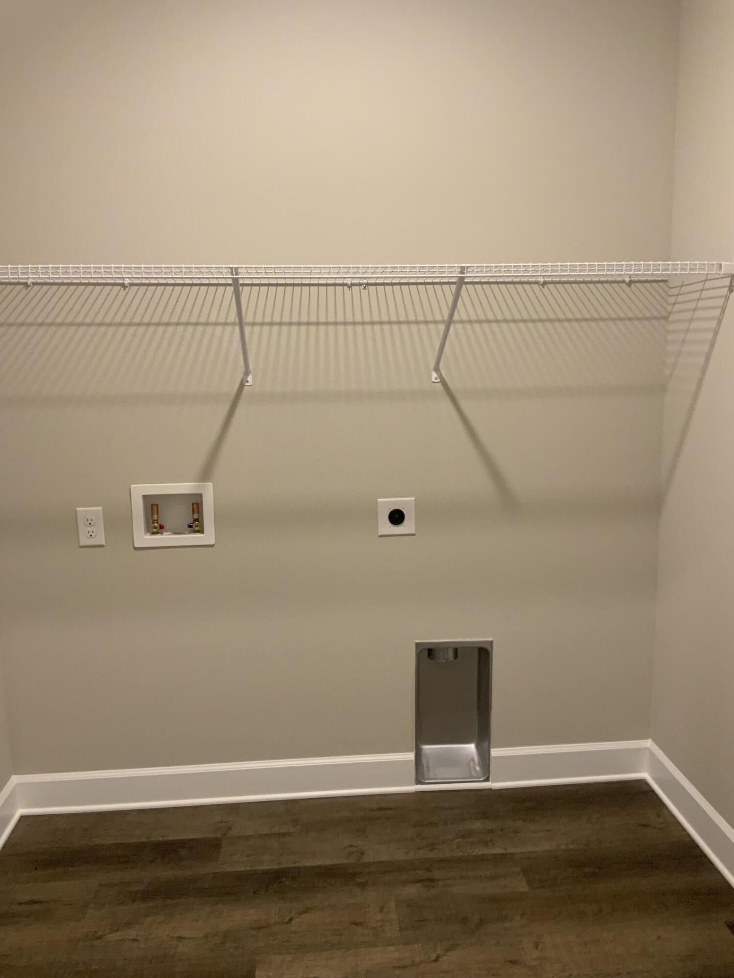 Overlook at Chestnut Ridge - Residential