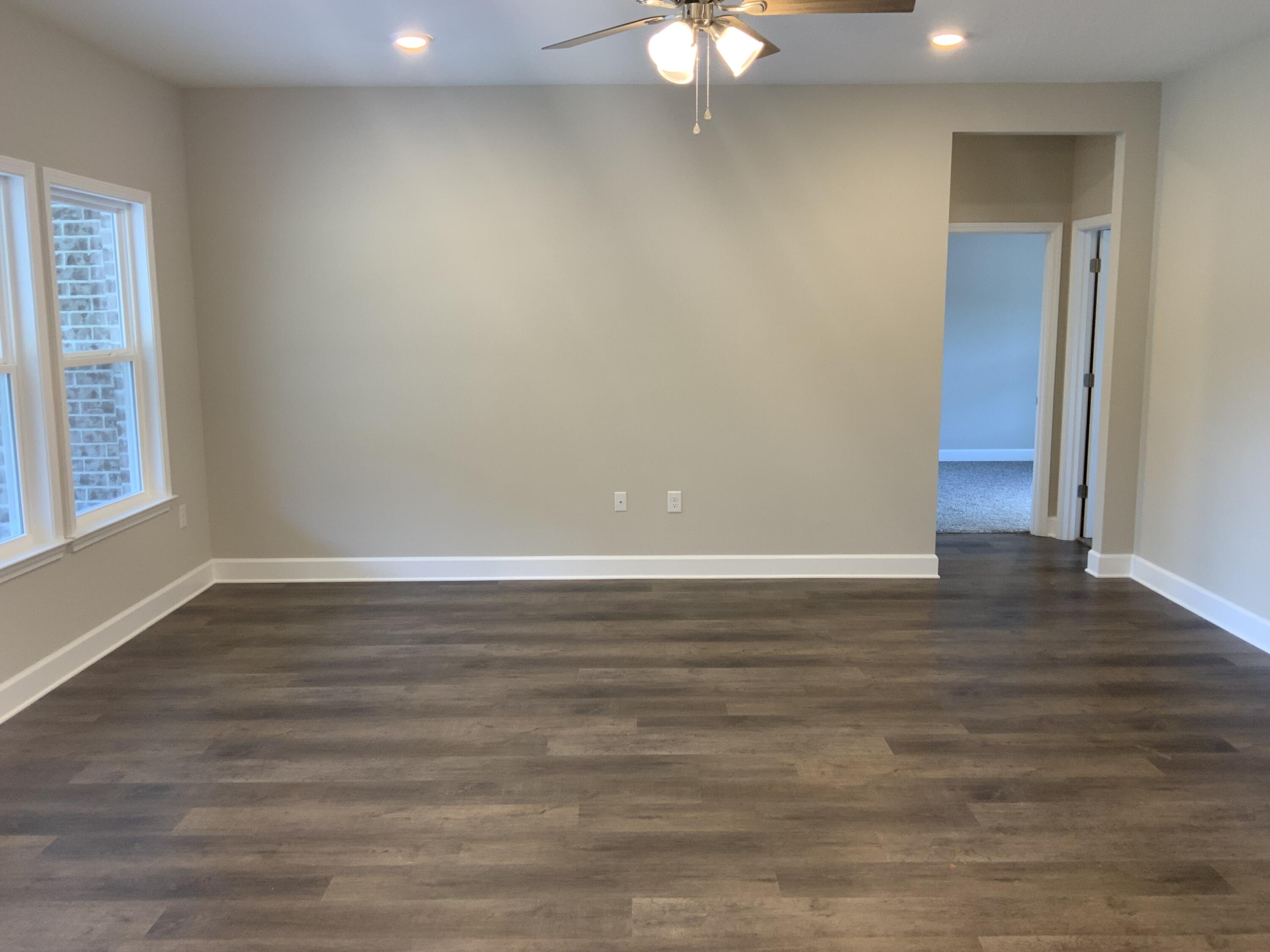 Overlook at Chestnut Ridge - Residential