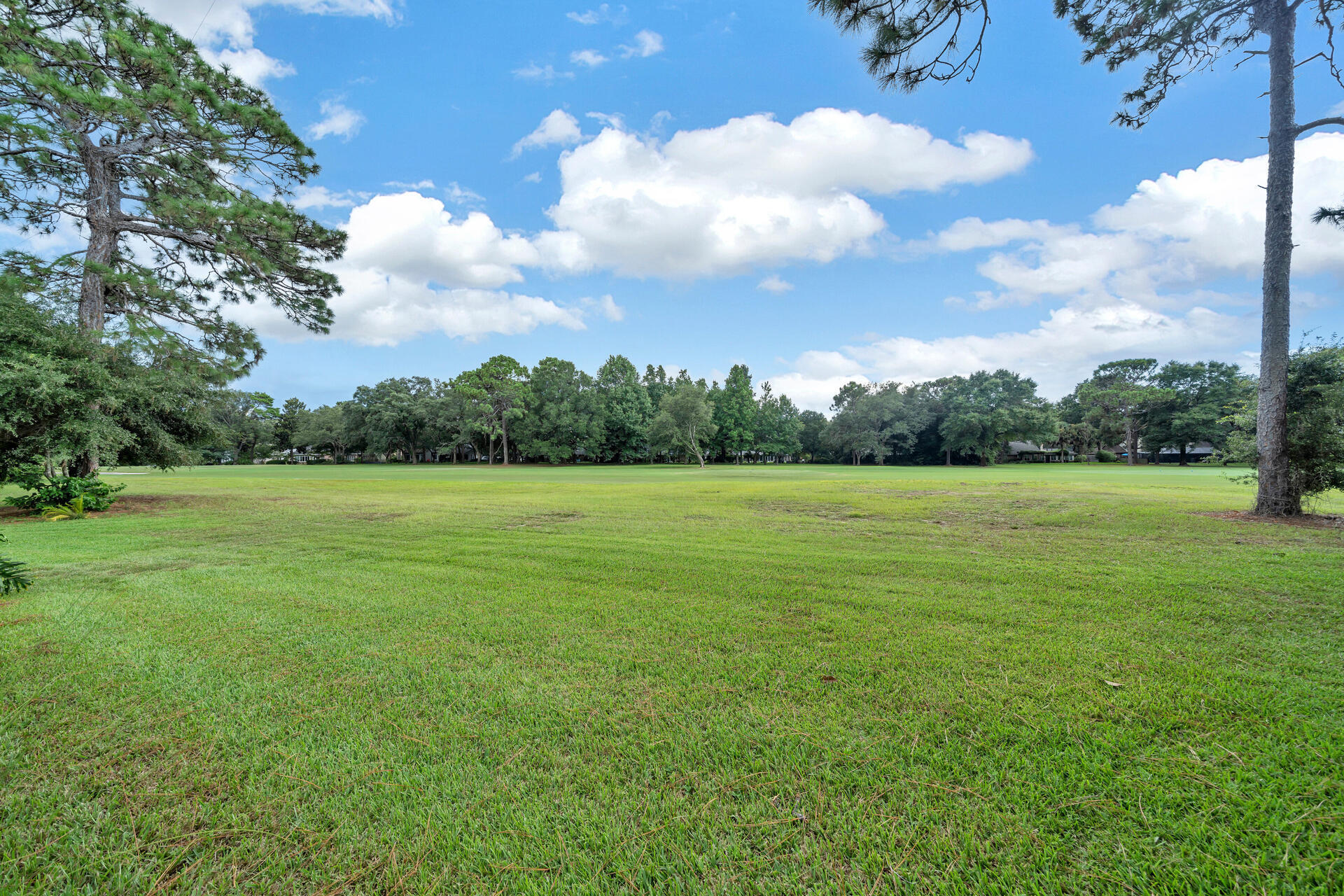 ROCKY BAYOU COUNTRY CLUB ESTATES 1 - Residential