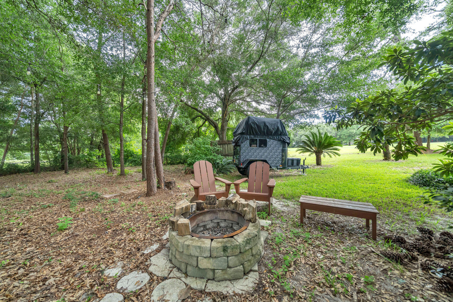 ROCKY BAYOU COUNTRY CLUB ESTATES 1 - Residential