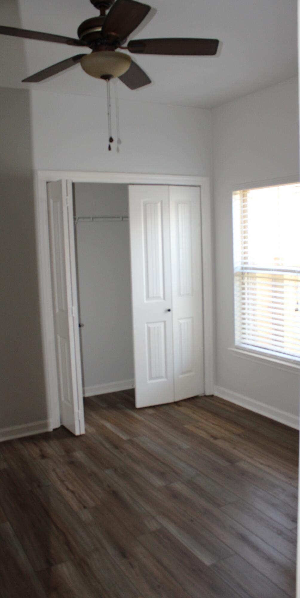 SHADOW PINES - Residential Lease