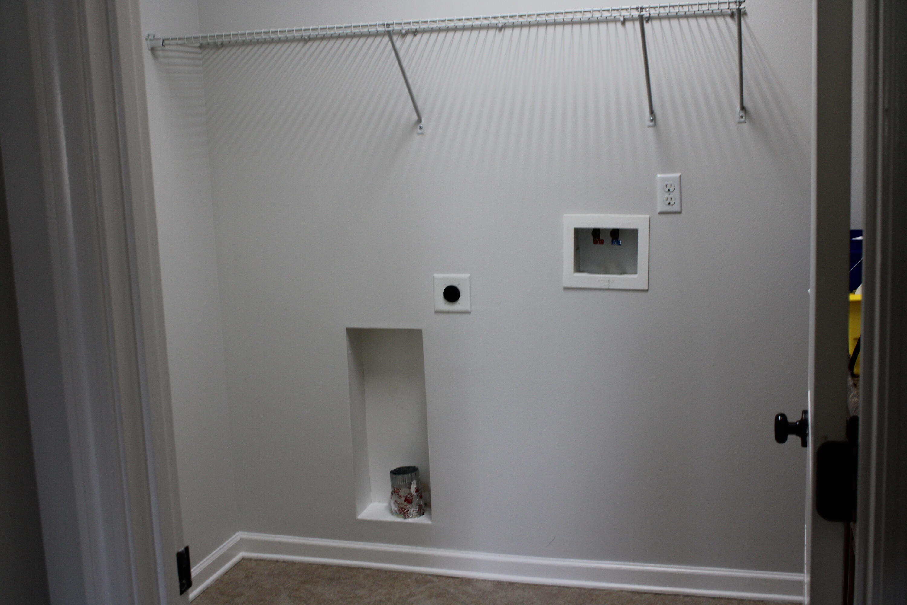 SHADOW PINES - Residential Lease