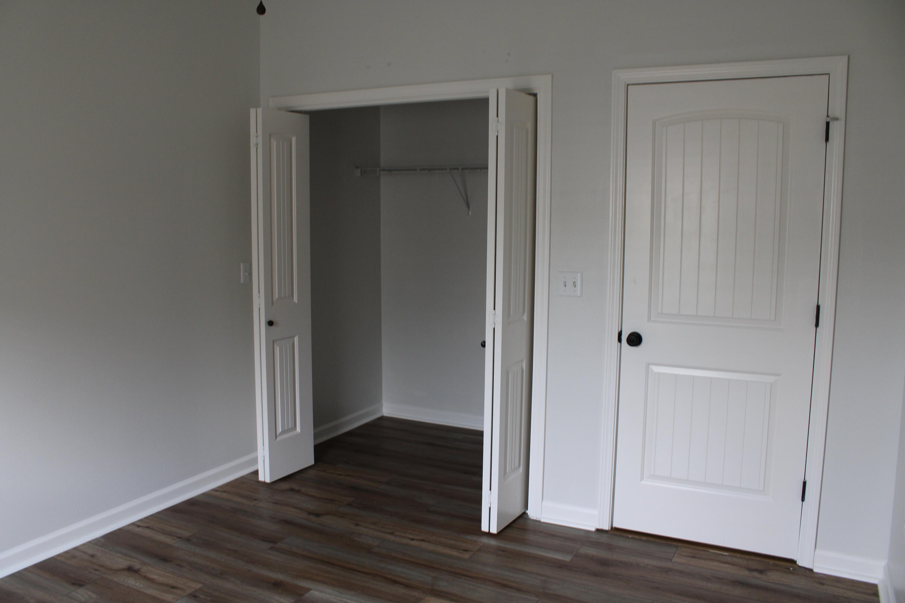 SHADOW PINES - Residential Lease