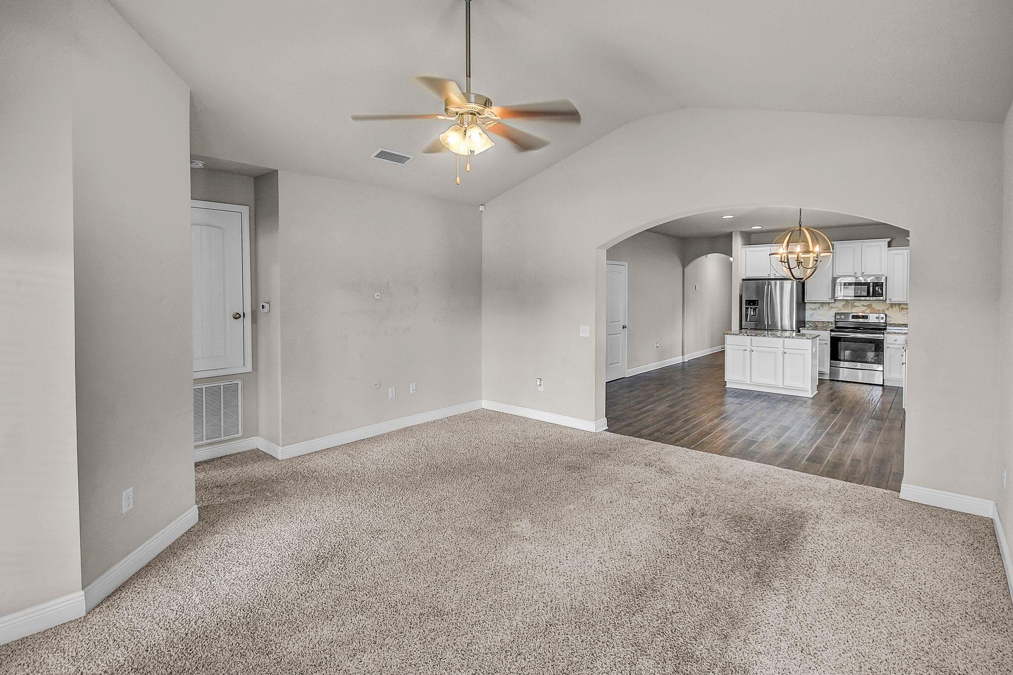 HAMMOCK BAY - Residential