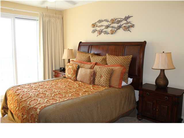 STERLING BREEZE - Residential