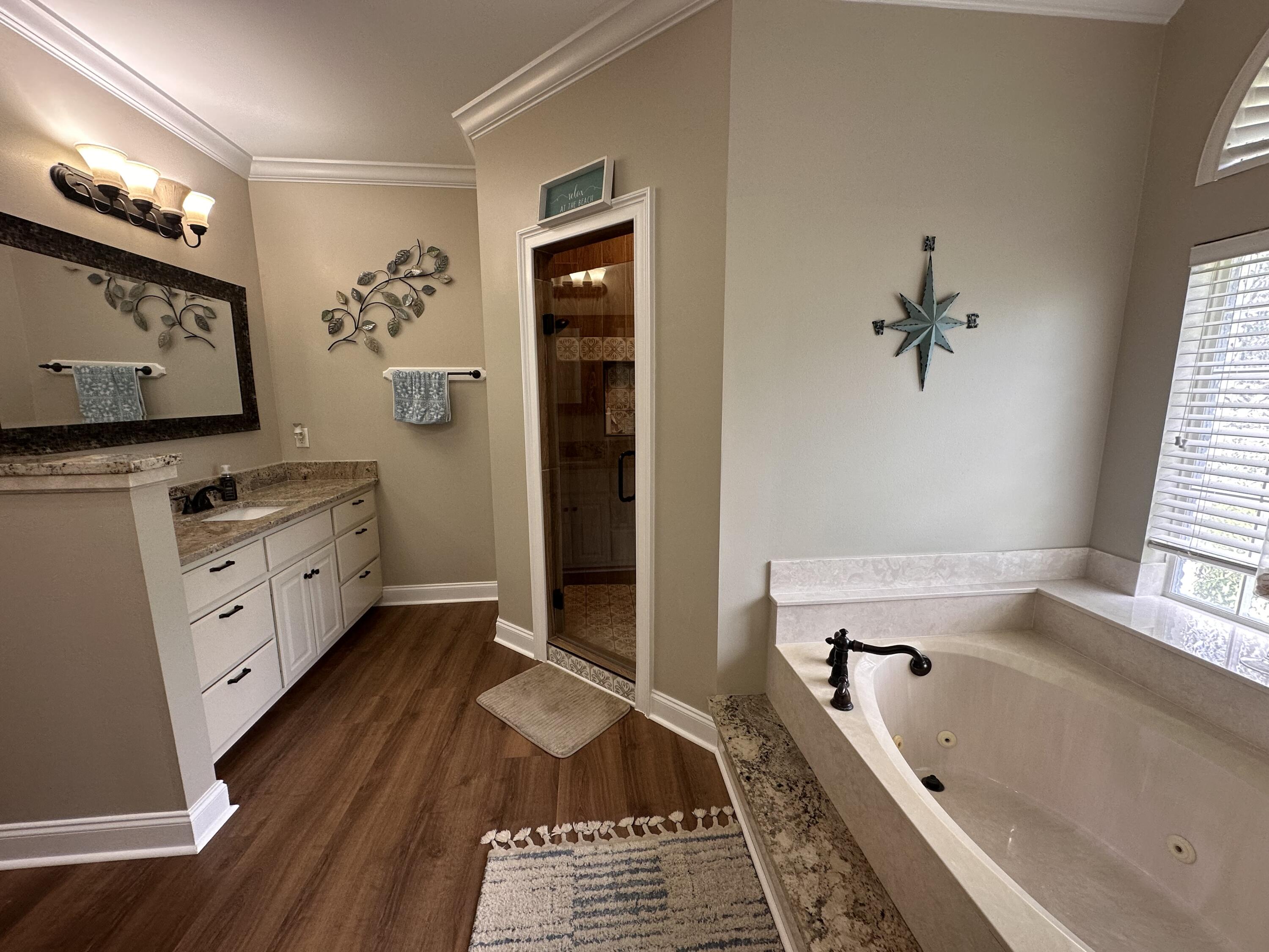 ROCKY BAYOU ESTATES 12B - Residential