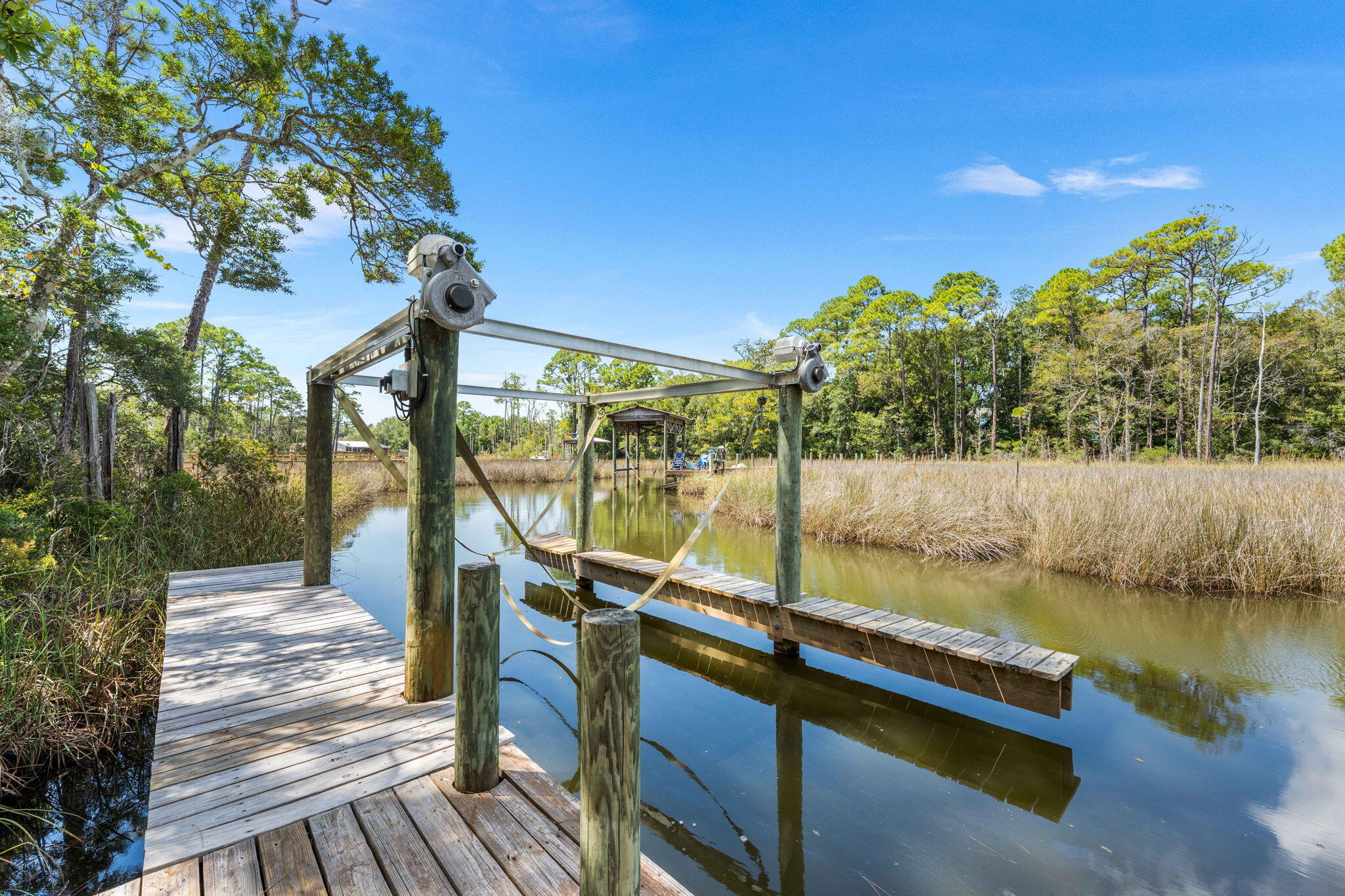 MUSSETT BAYOU ESTATES - Residential