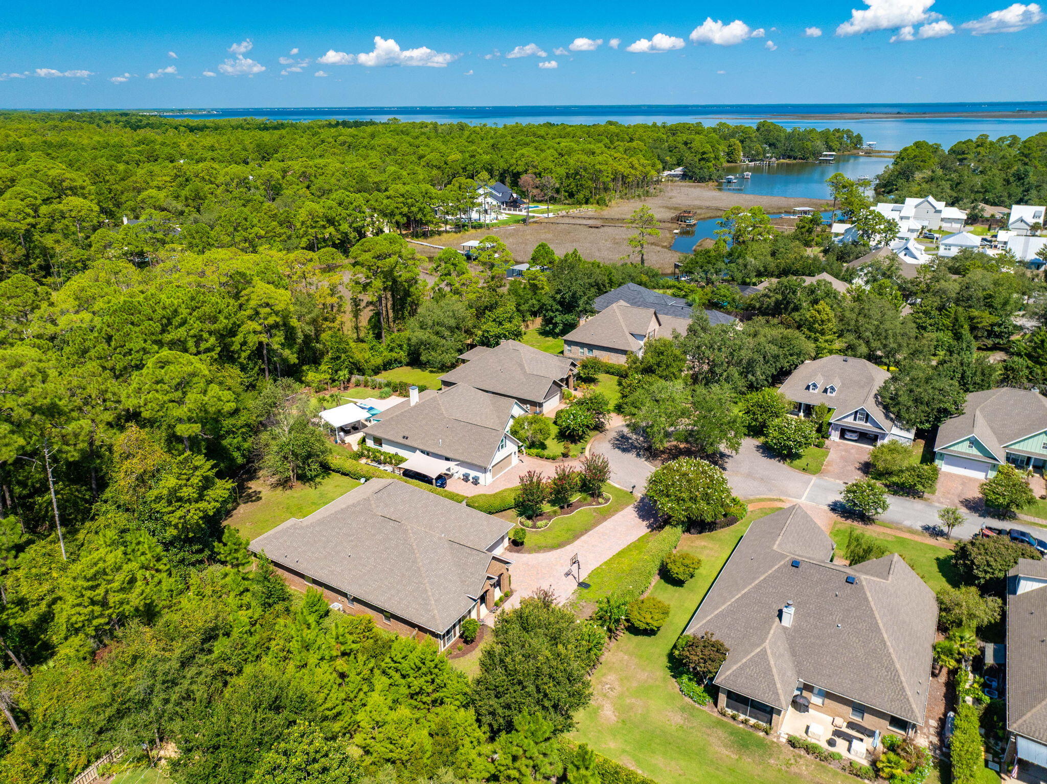 MUSSETT BAYOU ESTATES - Residential