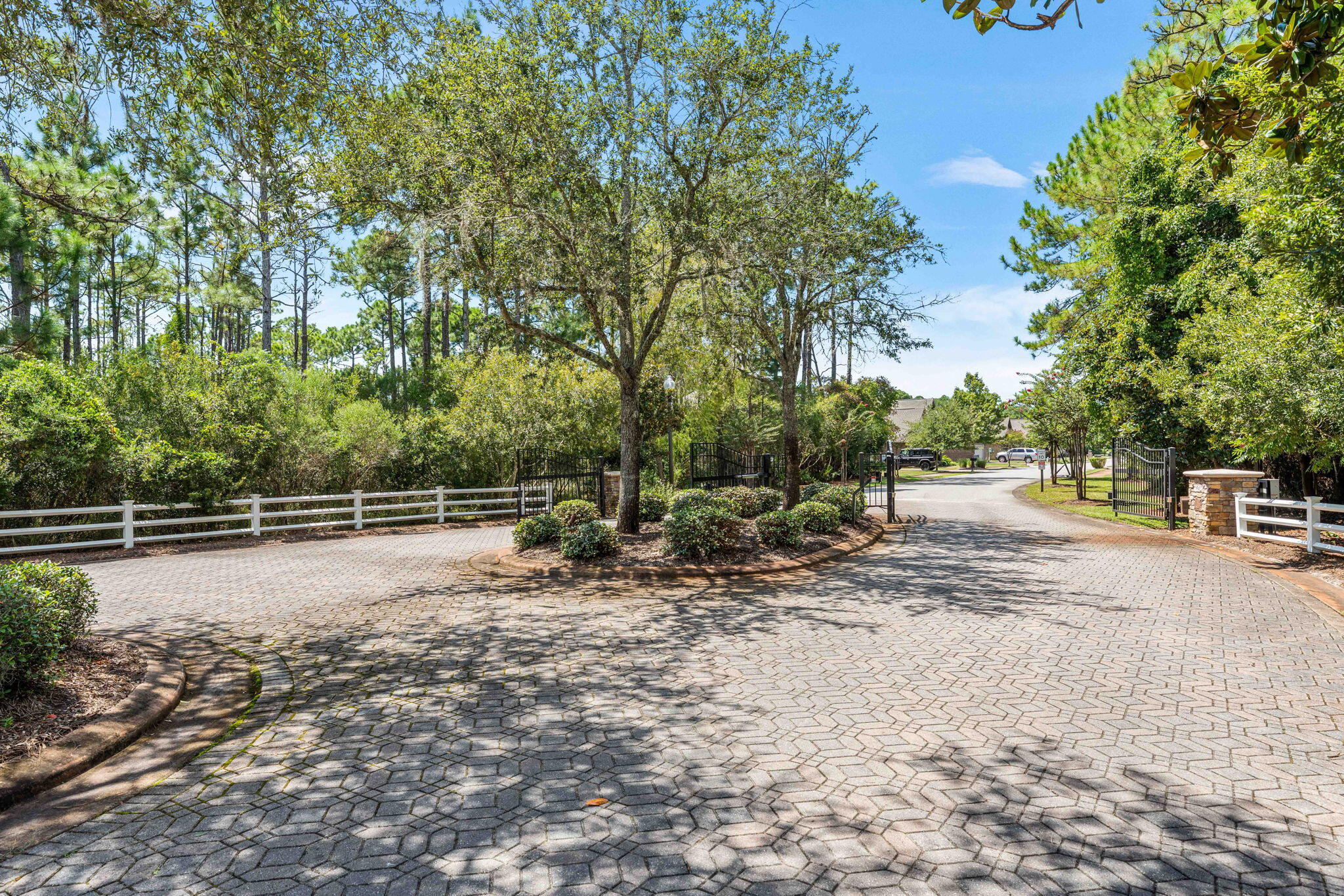 MUSSETT BAYOU ESTATES - Residential