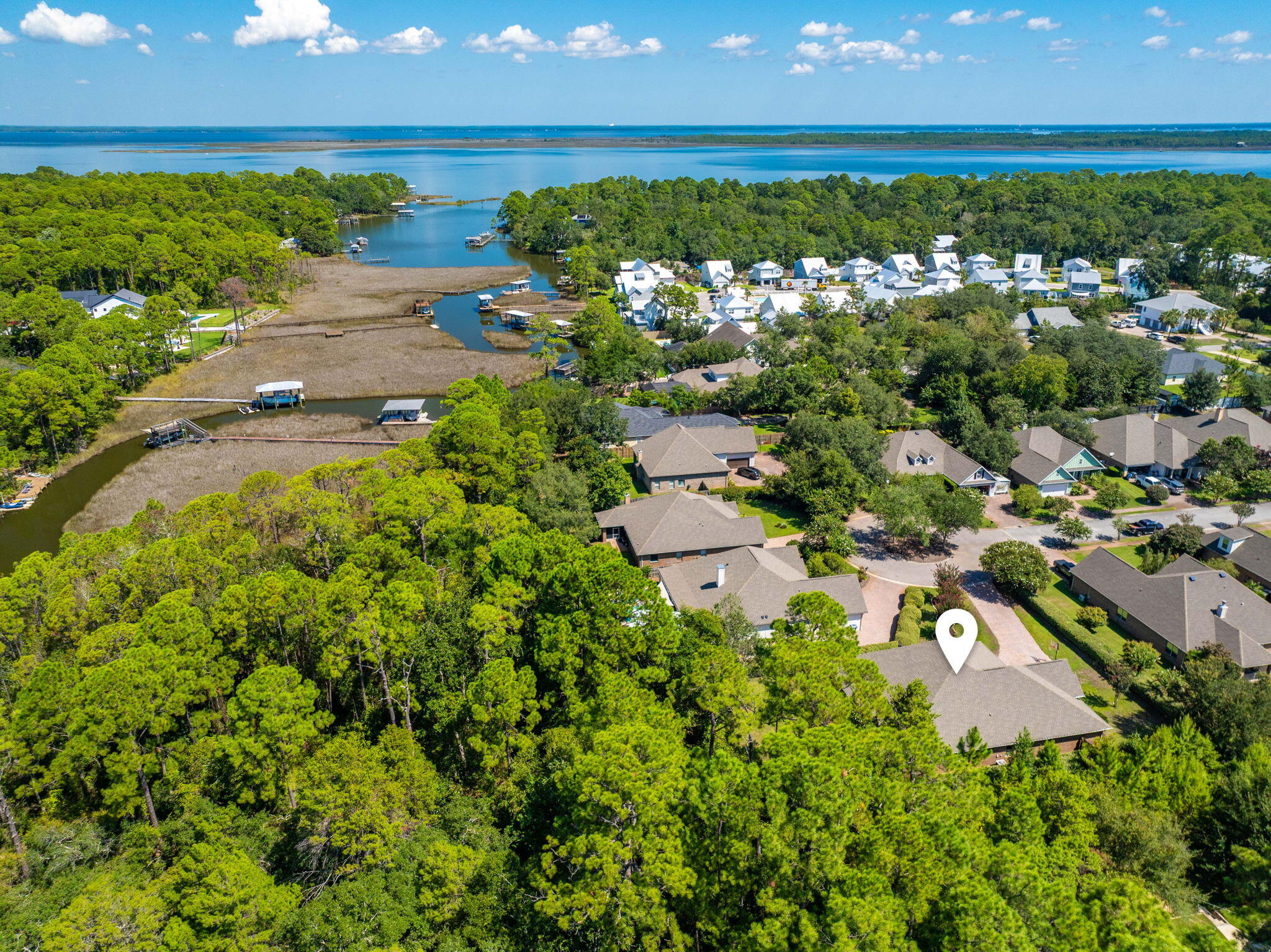 MUSSETT BAYOU ESTATES - Residential