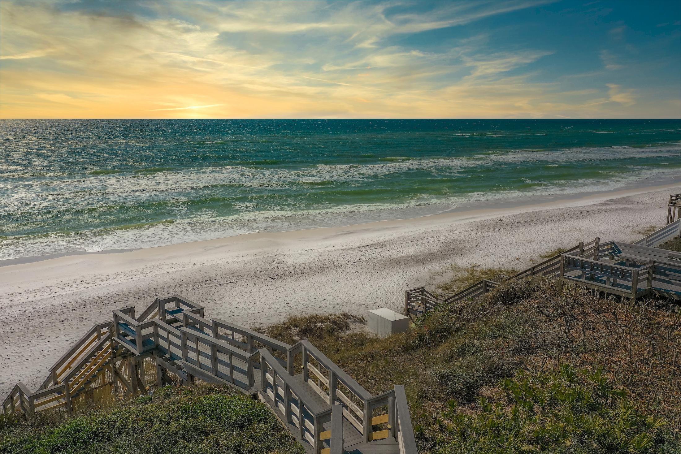 BOOTH BAY T/H - Residential