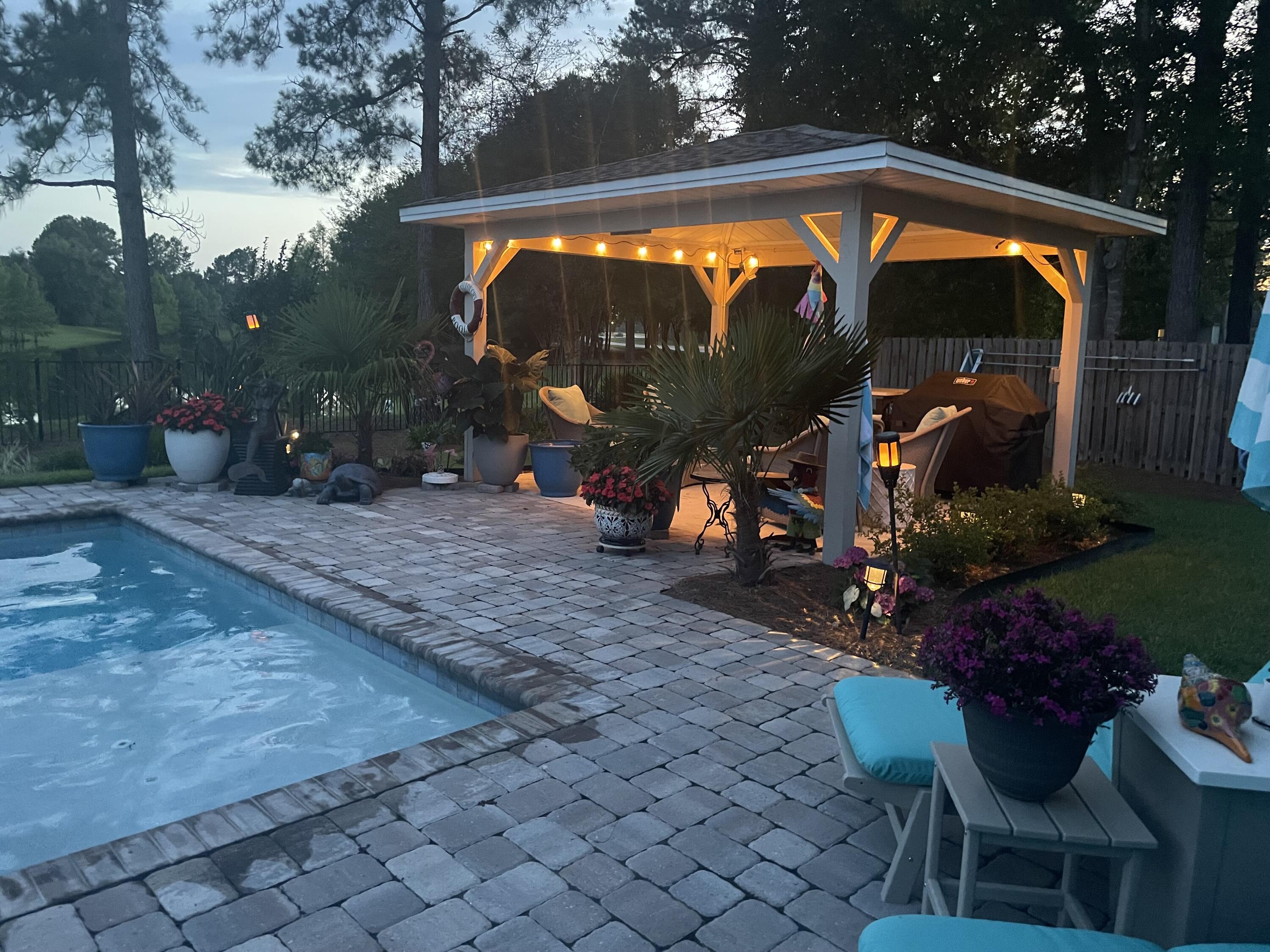 HAMMOCK BAY - Residential