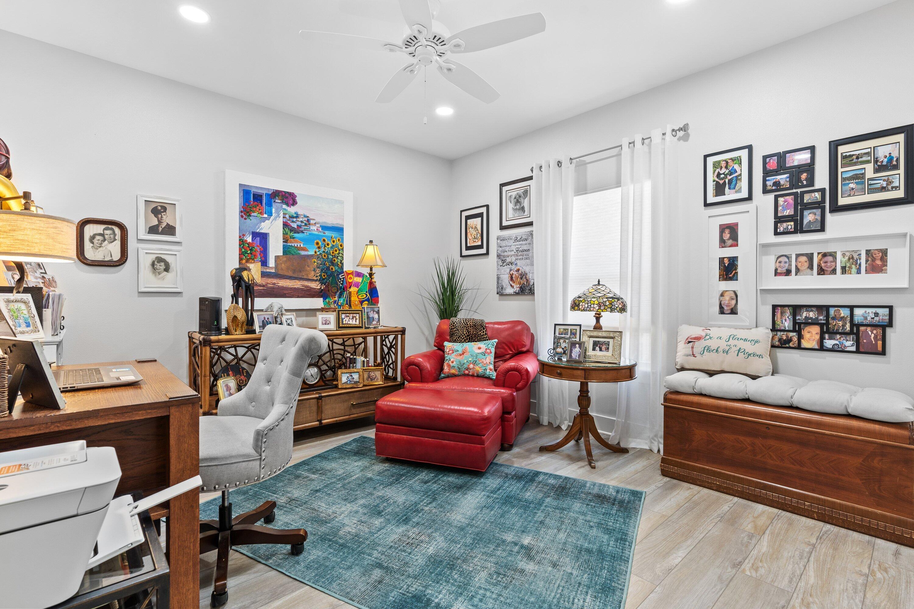 HAMMOCK BAY - Residential