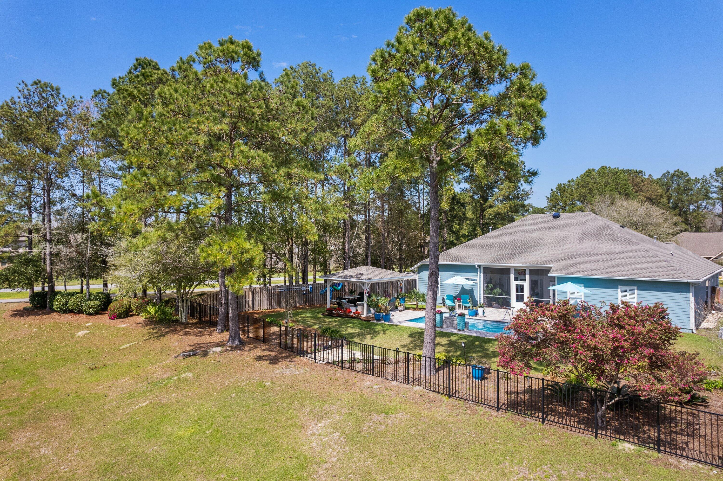 HAMMOCK BAY - Residential