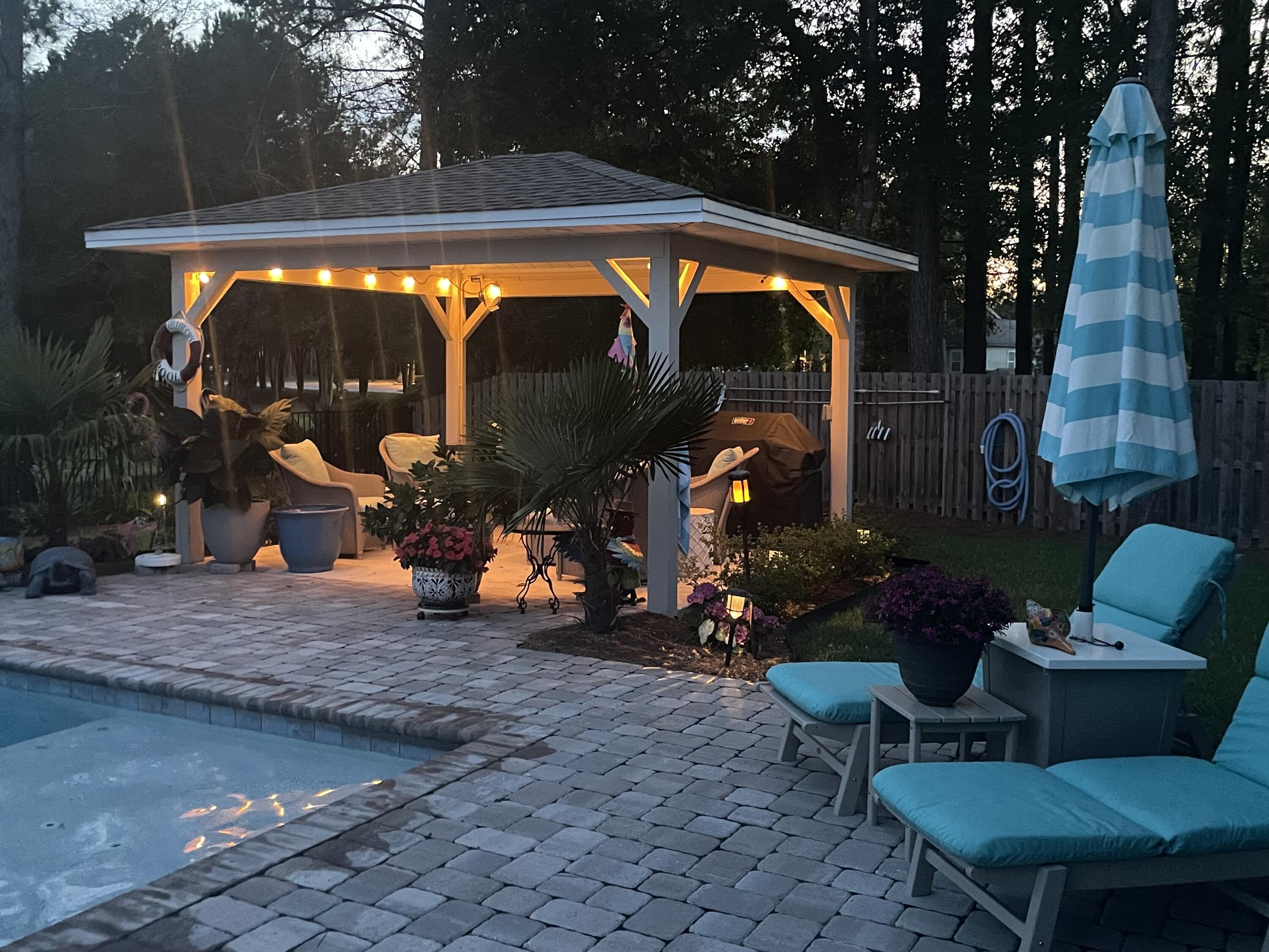 HAMMOCK BAY - Residential