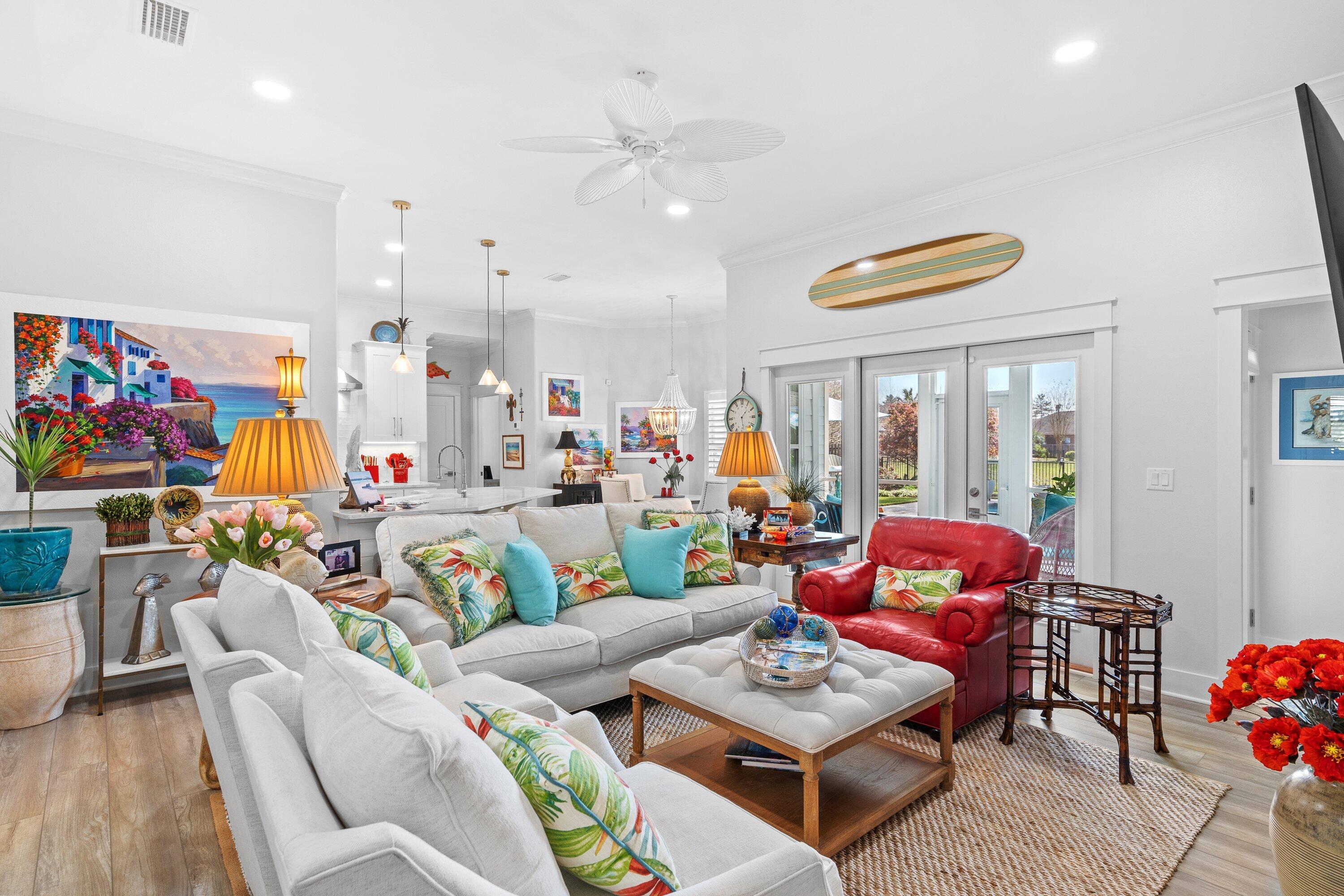 HAMMOCK BAY - Residential