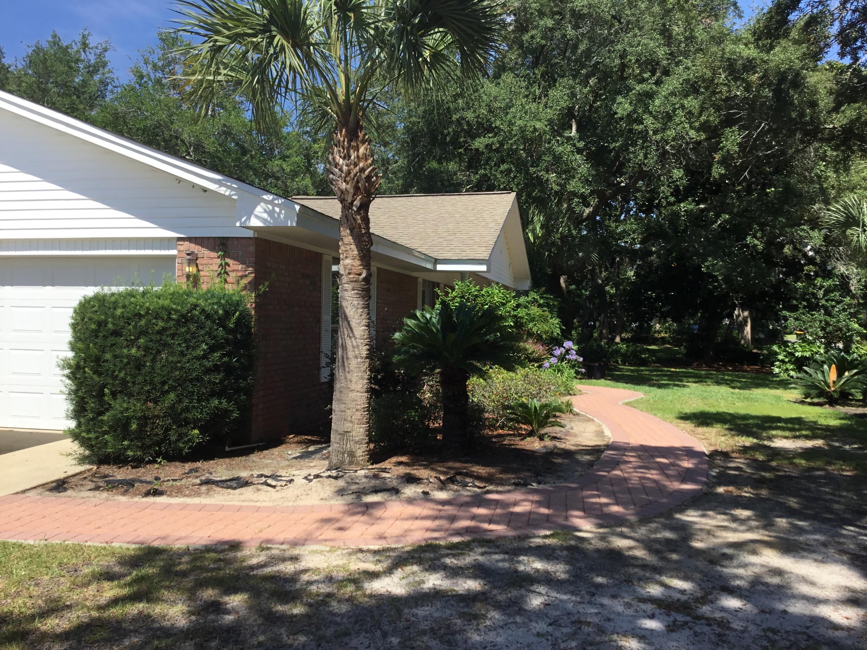 BAYOU WOODS - Residential