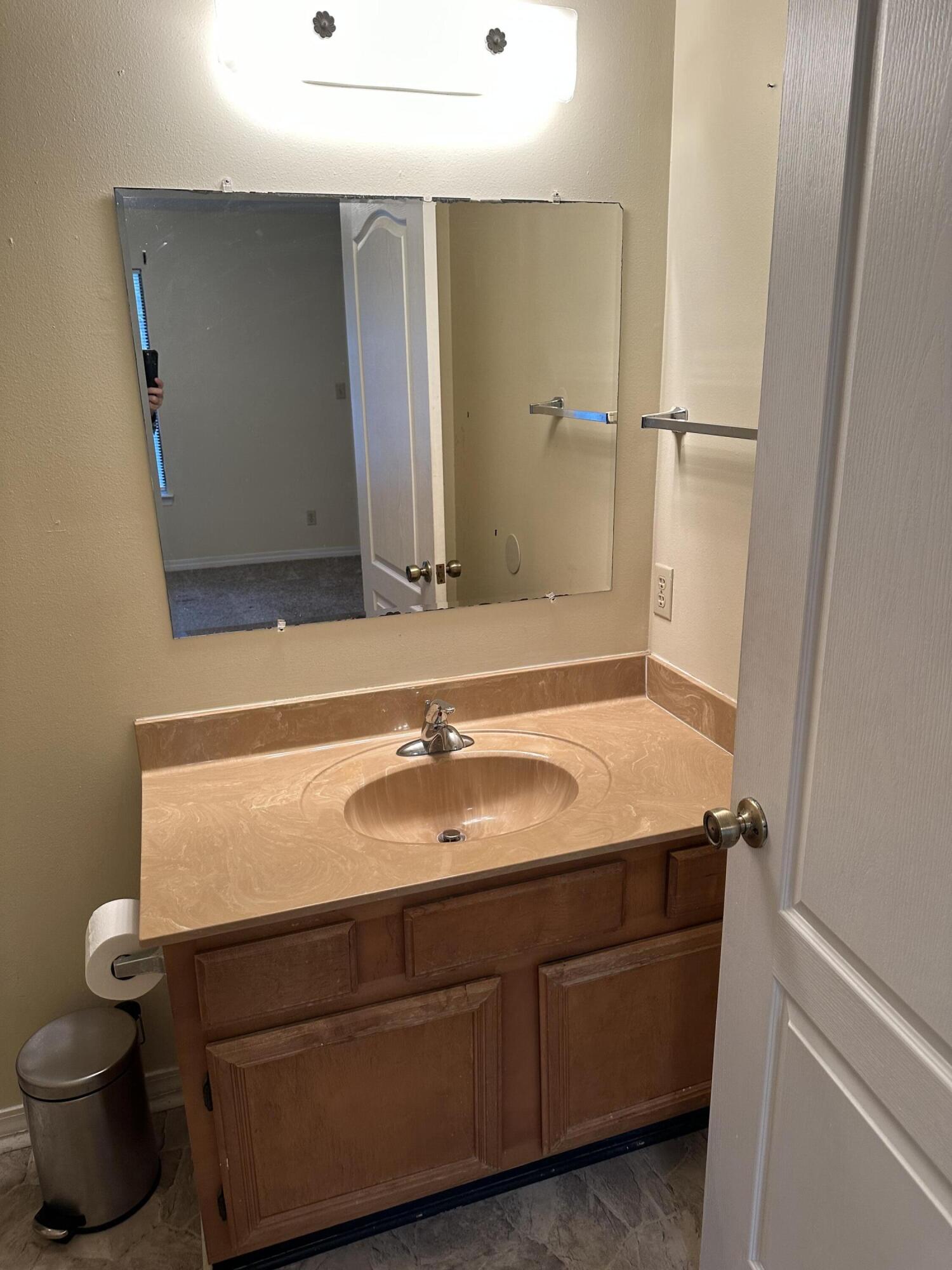 HARBOR T/H - Residential Lease