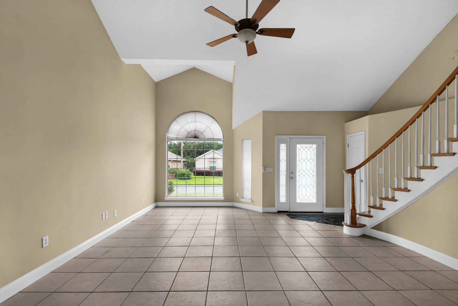 SHALIMAR OAKS - Residential Lease