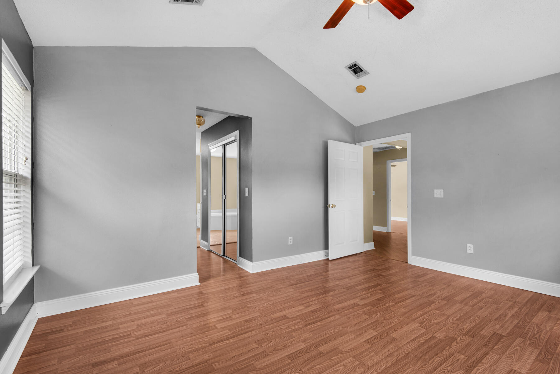 SHALIMAR OAKS - Residential Lease