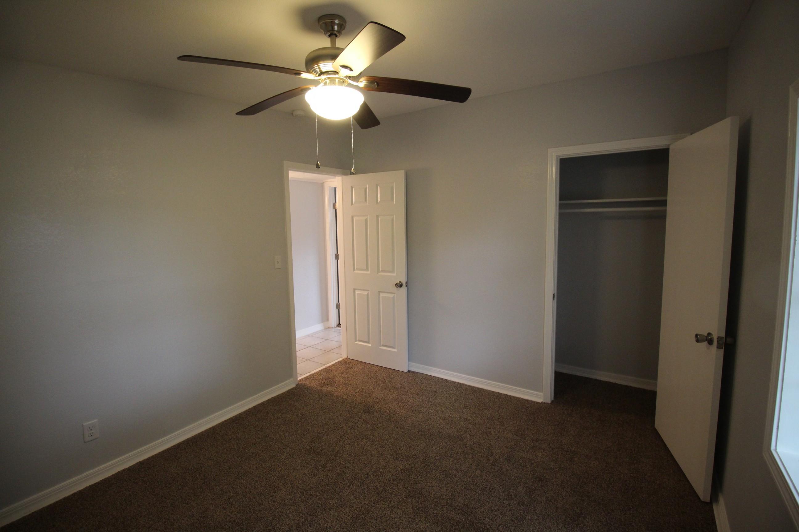 RACETRACK ROAD - Residential