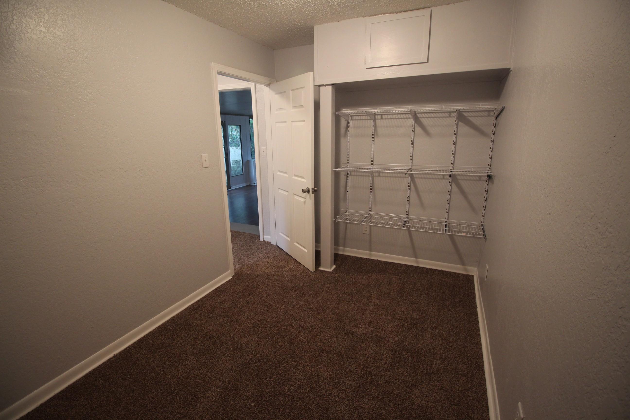 RACETRACK ROAD - Residential