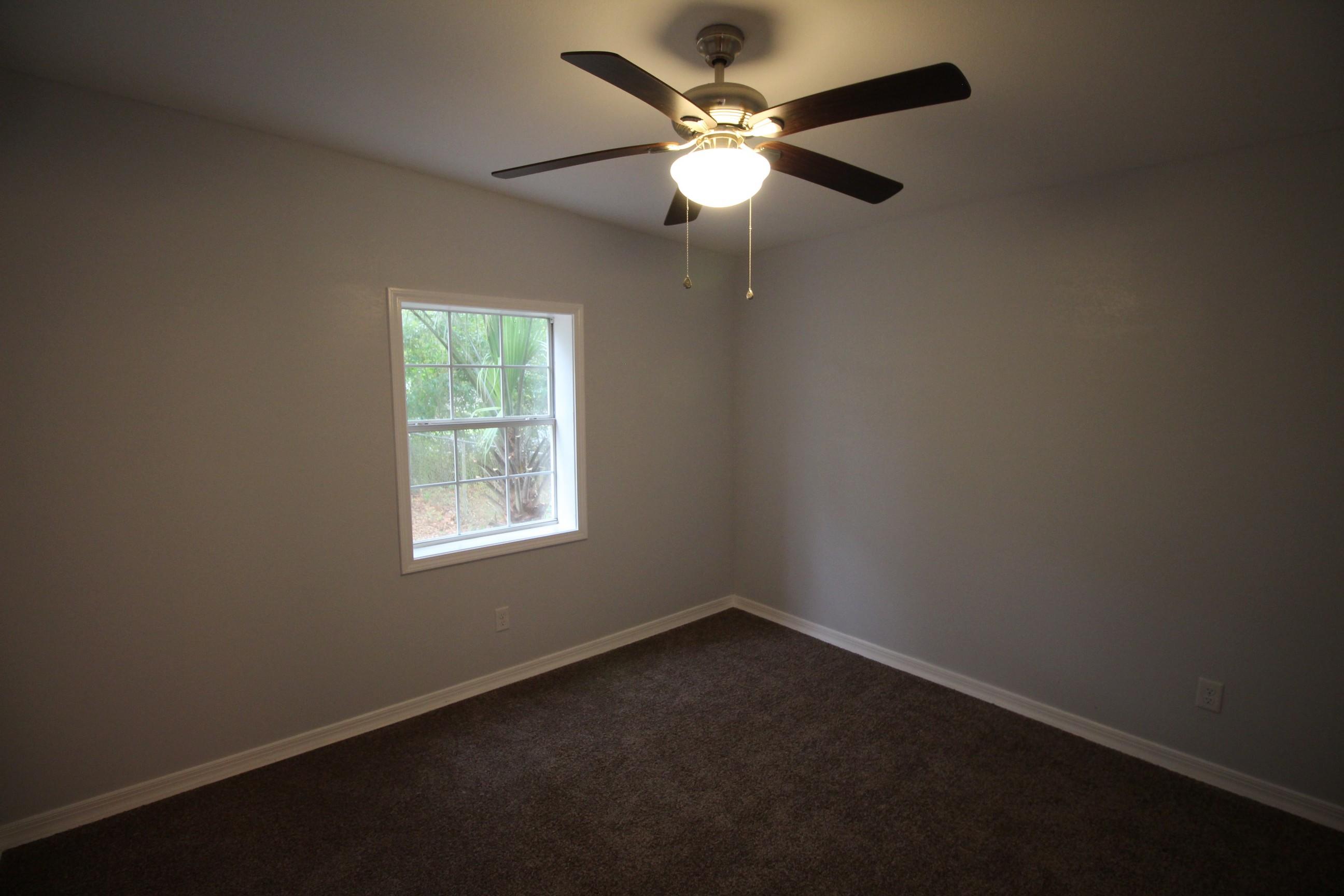 RACETRACK ROAD - Residential