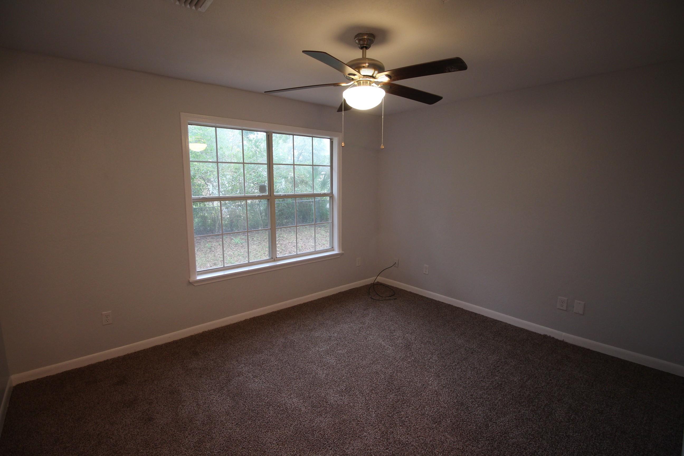 RACETRACK ROAD - Residential